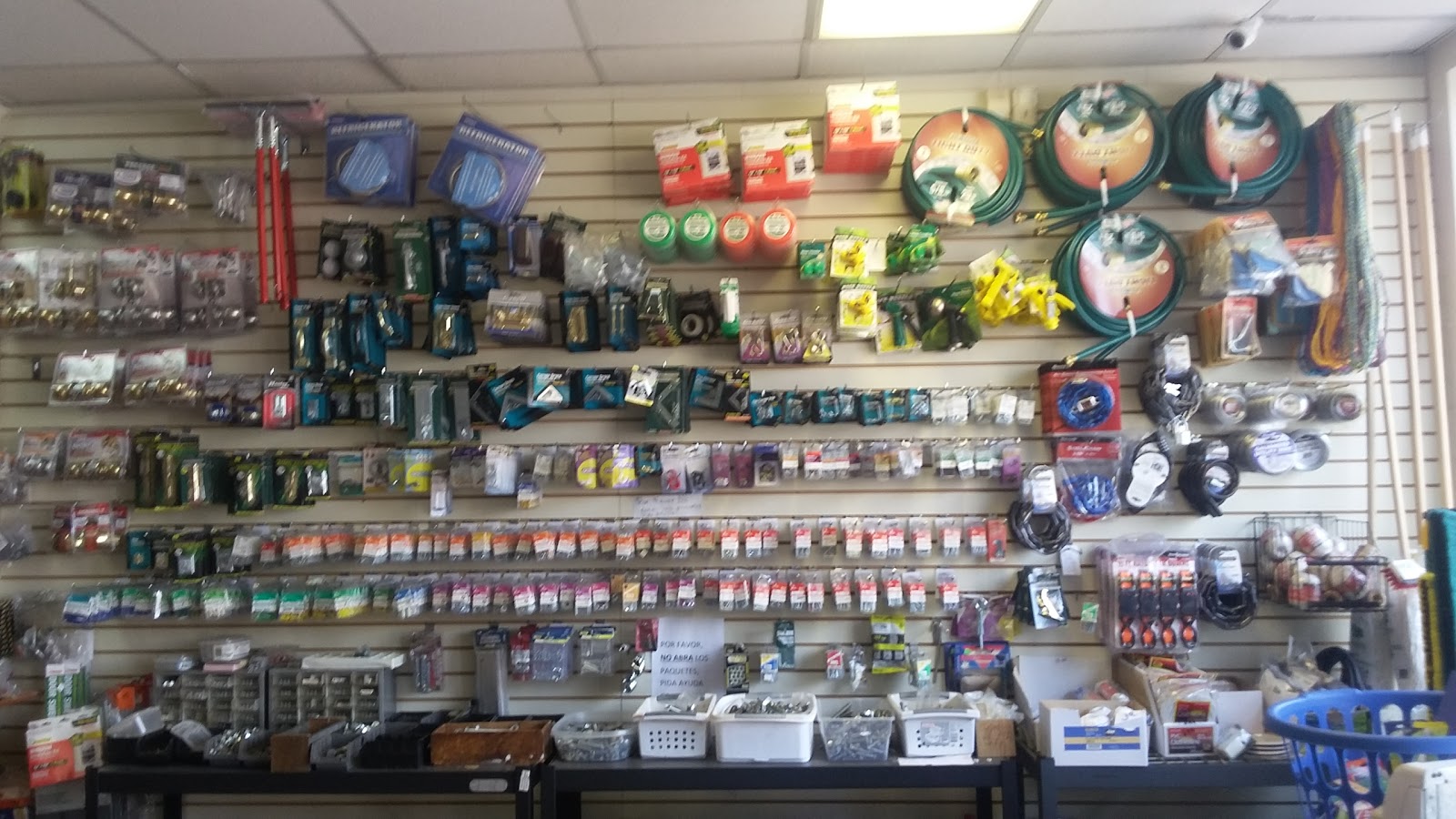 Photo of Faustino & Sons Hardware in Perth Amboy City, New Jersey, United States - 2 Picture of Point of interest, Establishment, Store, Hardware store