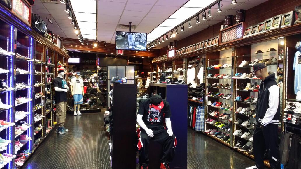 Photo of Metro Sports Inc in Queens City, New York, United States - 1 Picture of Point of interest, Establishment, Store