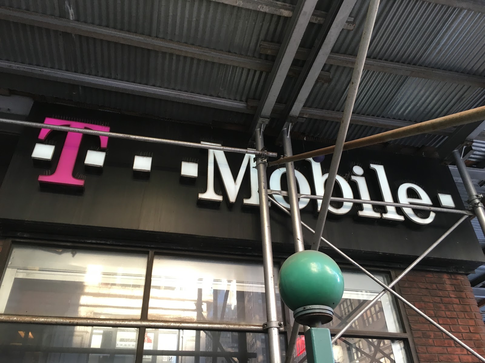 Photo of T-Mobile New York in New York City, New York, United States - 2 Picture of Point of interest, Establishment, Store