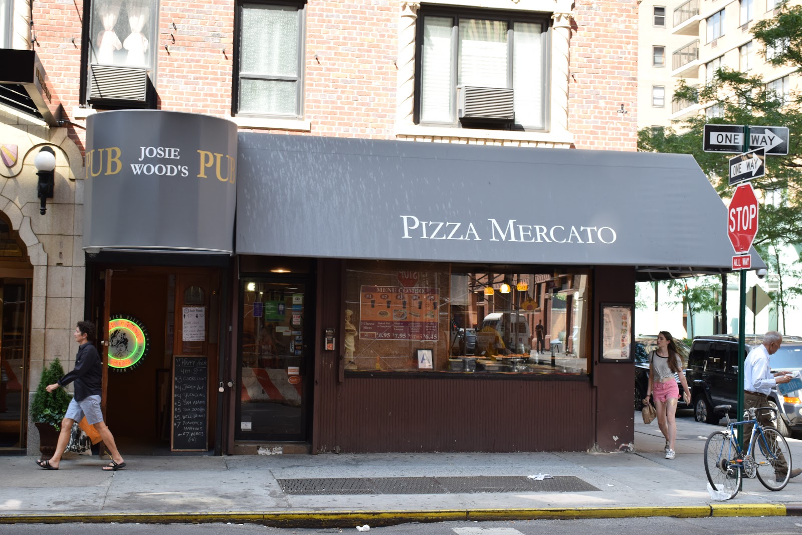 Photo of Pizza Mercato in New York City, New York, United States - 1 Picture of Restaurant, Food, Point of interest, Establishment, Meal delivery