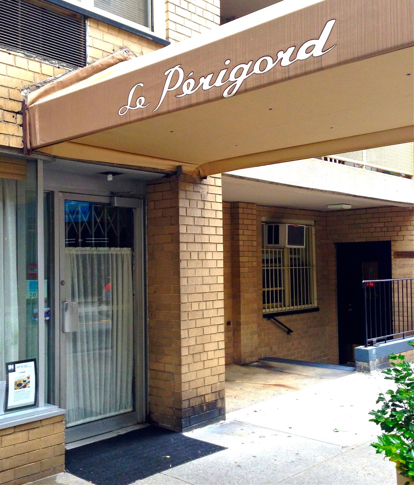 Photo of Le Périgord in New York City, New York, United States - 1 Picture of Restaurant, Food, Point of interest, Establishment
