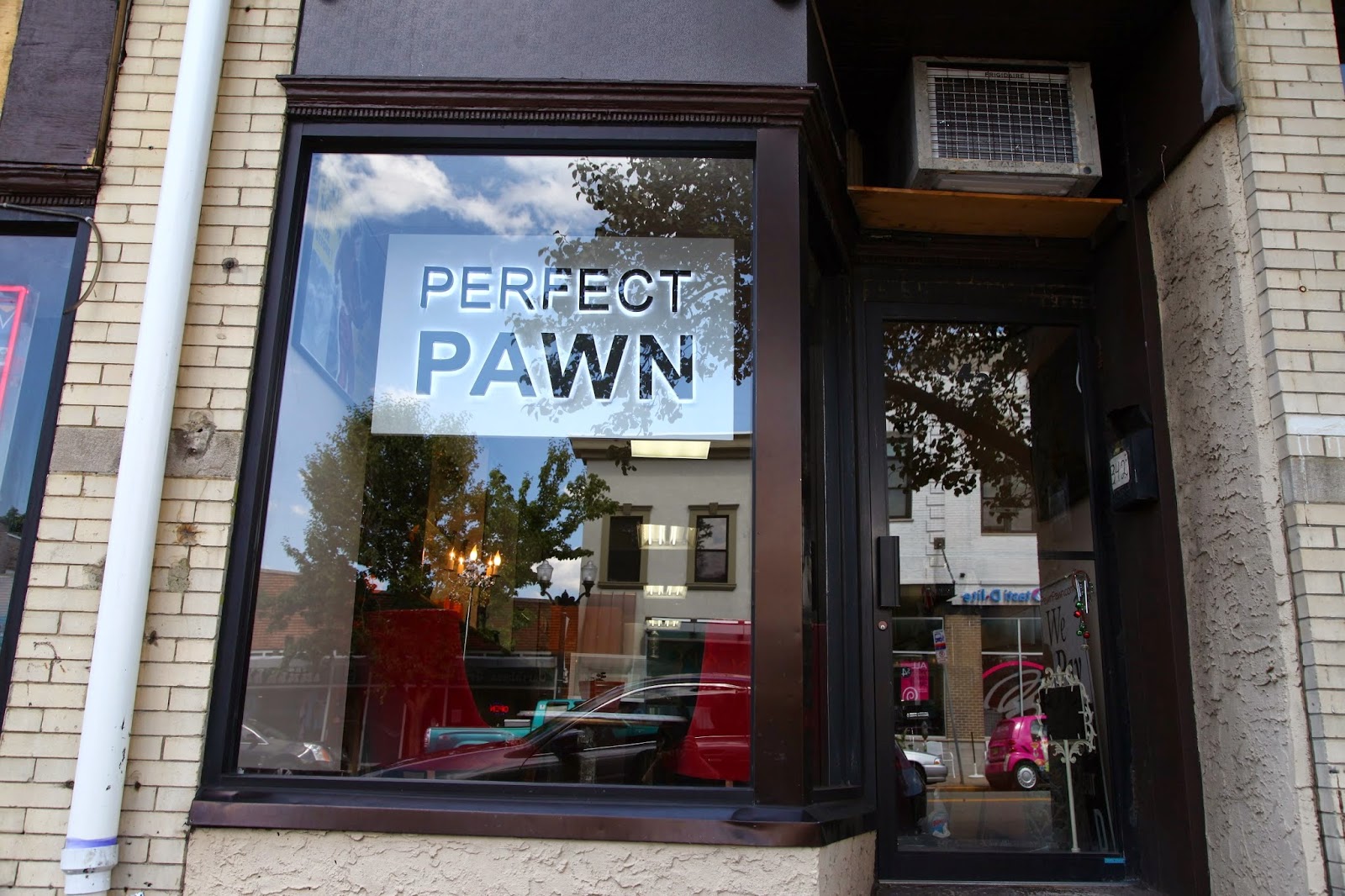 Photo of Perfect Pawn in Montclair City, New Jersey, United States - 2 Picture of Point of interest, Establishment, Finance, Store