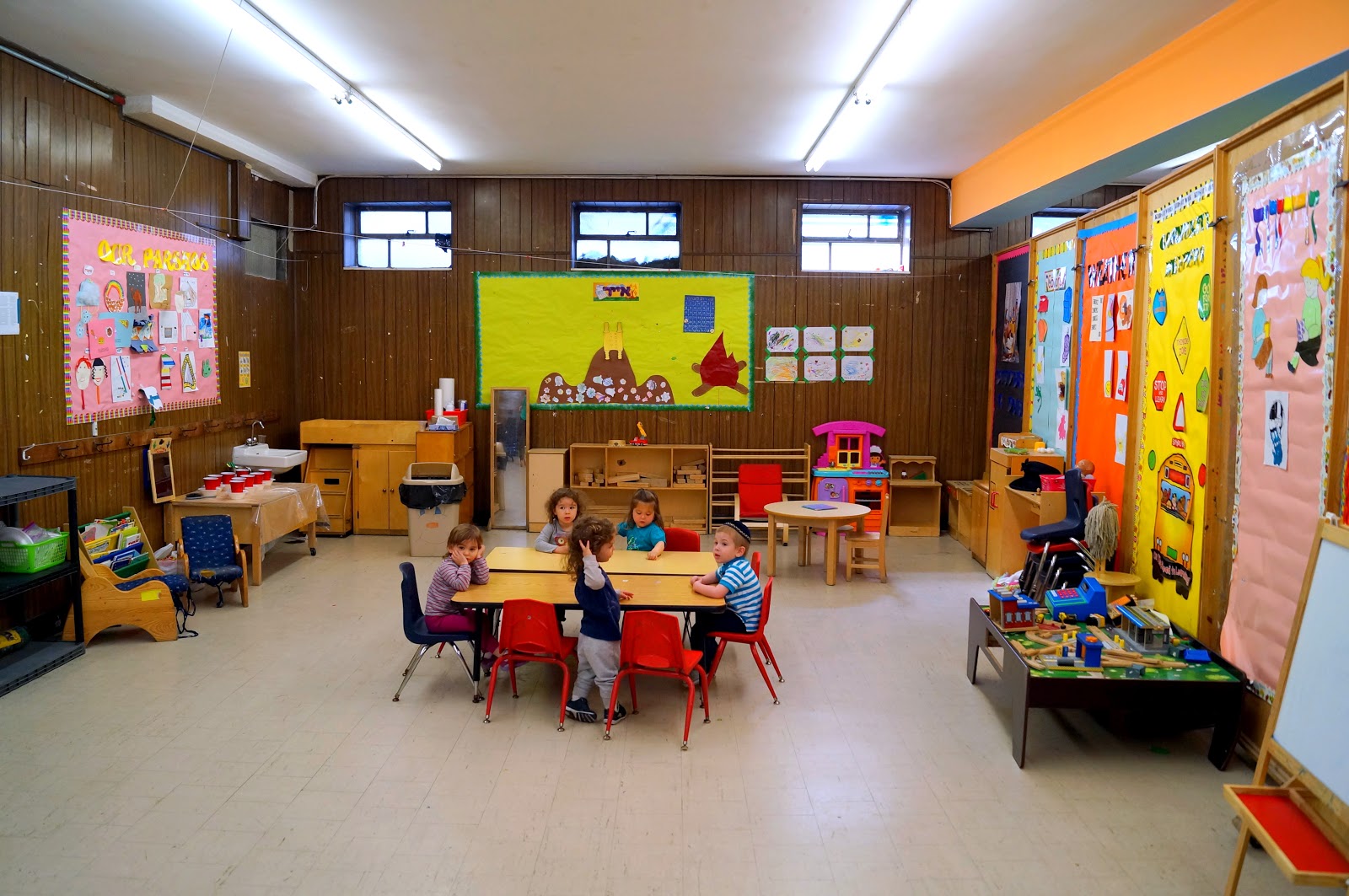 Photo of Beis Shlomo Zalmen Manhattan Jewish Preschool in New York City, New York, United States - 2 Picture of Point of interest, Establishment, School