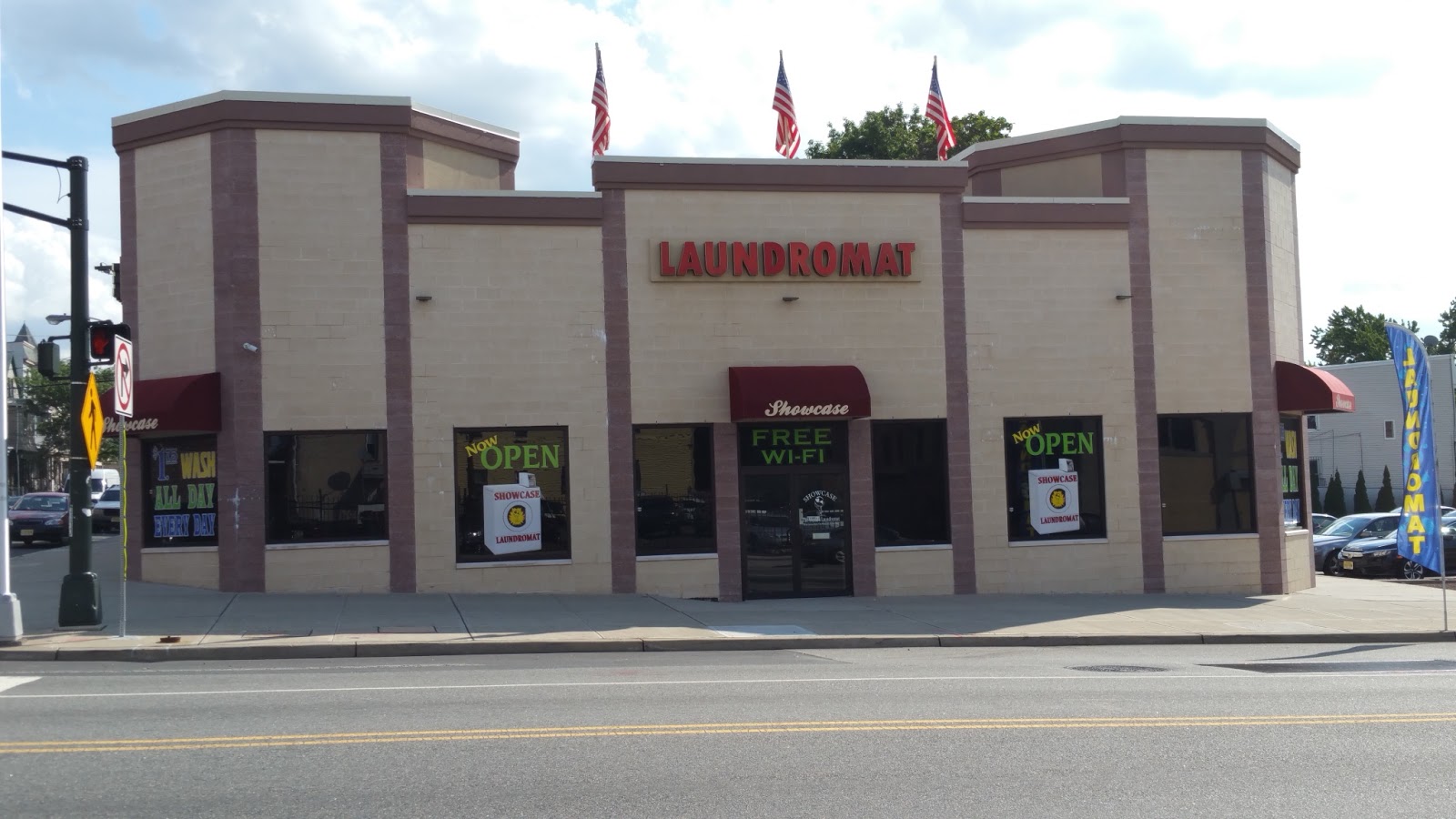 Photo of Showcase laundromat in Newark City, New Jersey, United States - 1 Picture of Point of interest, Establishment, Laundry