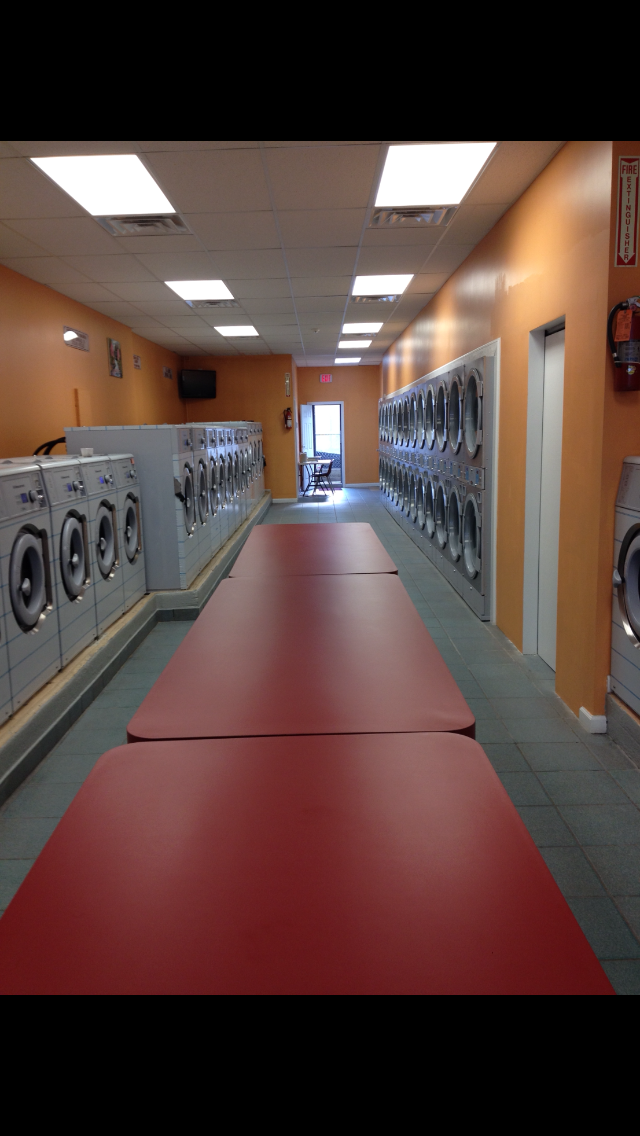 Photo of Borinquen Laundromat in Jersey City, New Jersey, United States - 8 Picture of Point of interest, Establishment, Laundry