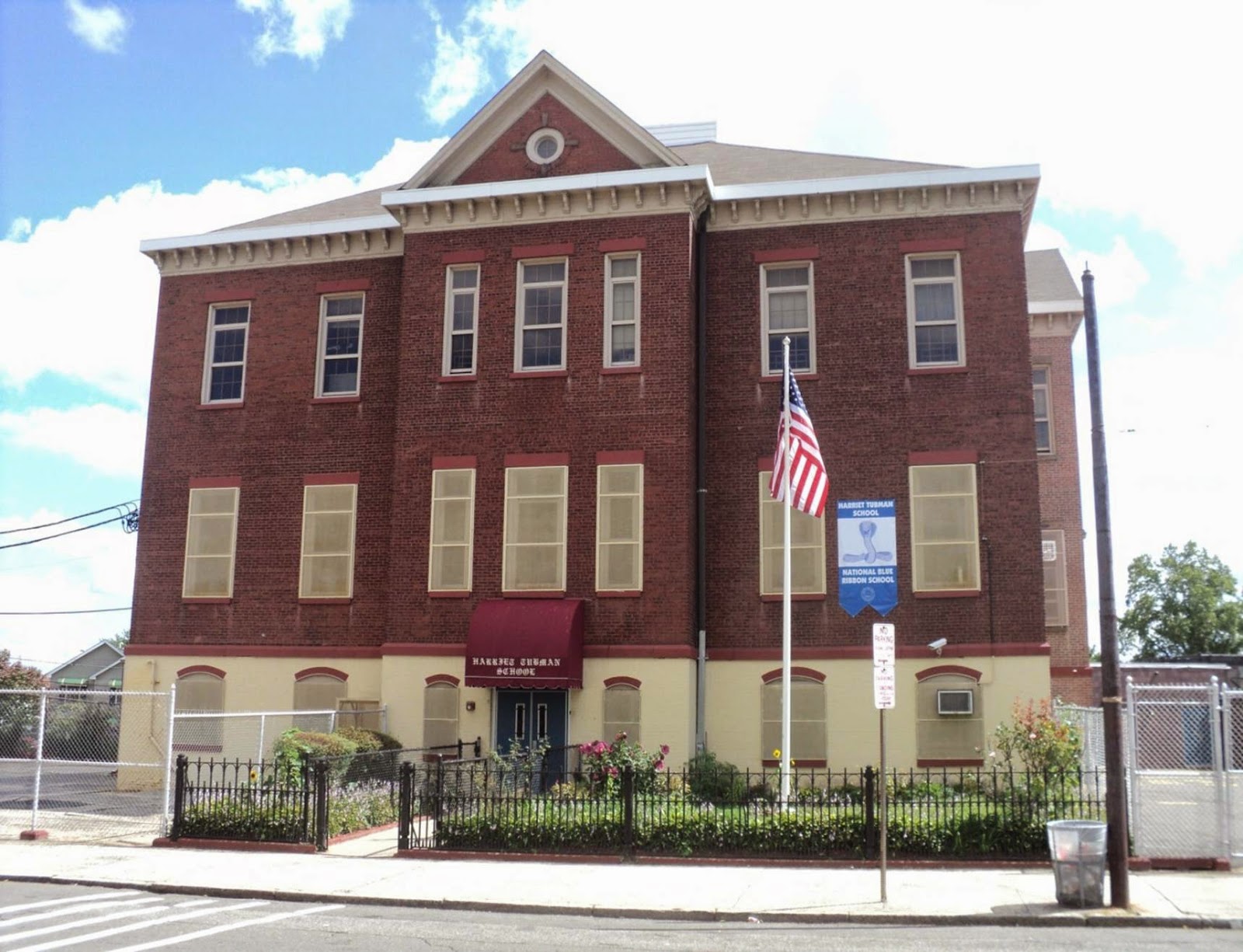 Photo of Harriet Tubman Elementary School in Newark City, New Jersey, United States - 1 Picture of Point of interest, Establishment, School