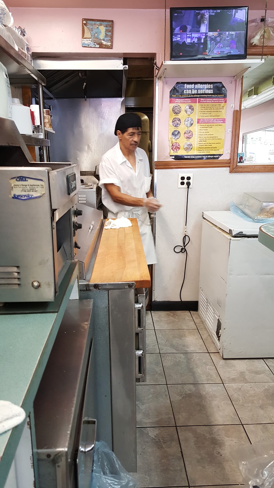 Photo of Nostrand Donut Shop Inc in Kings County City, New York, United States - 9 Picture of Food, Point of interest, Establishment, Store, Bakery