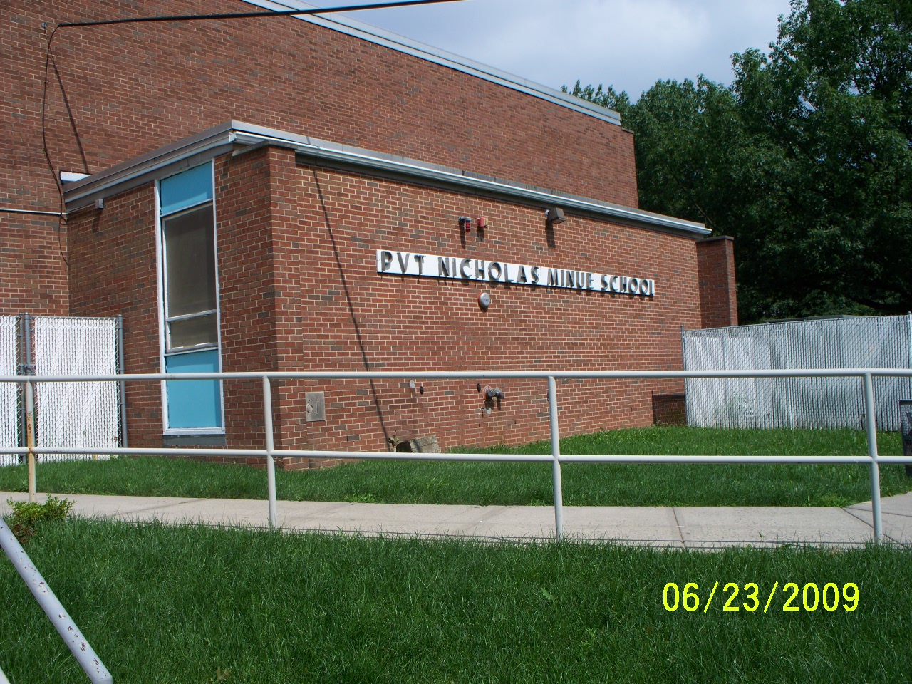 Photo of Pvt Nicholas Minue School in Carteret City, New Jersey, United States - 2 Picture of Point of interest, Establishment, School