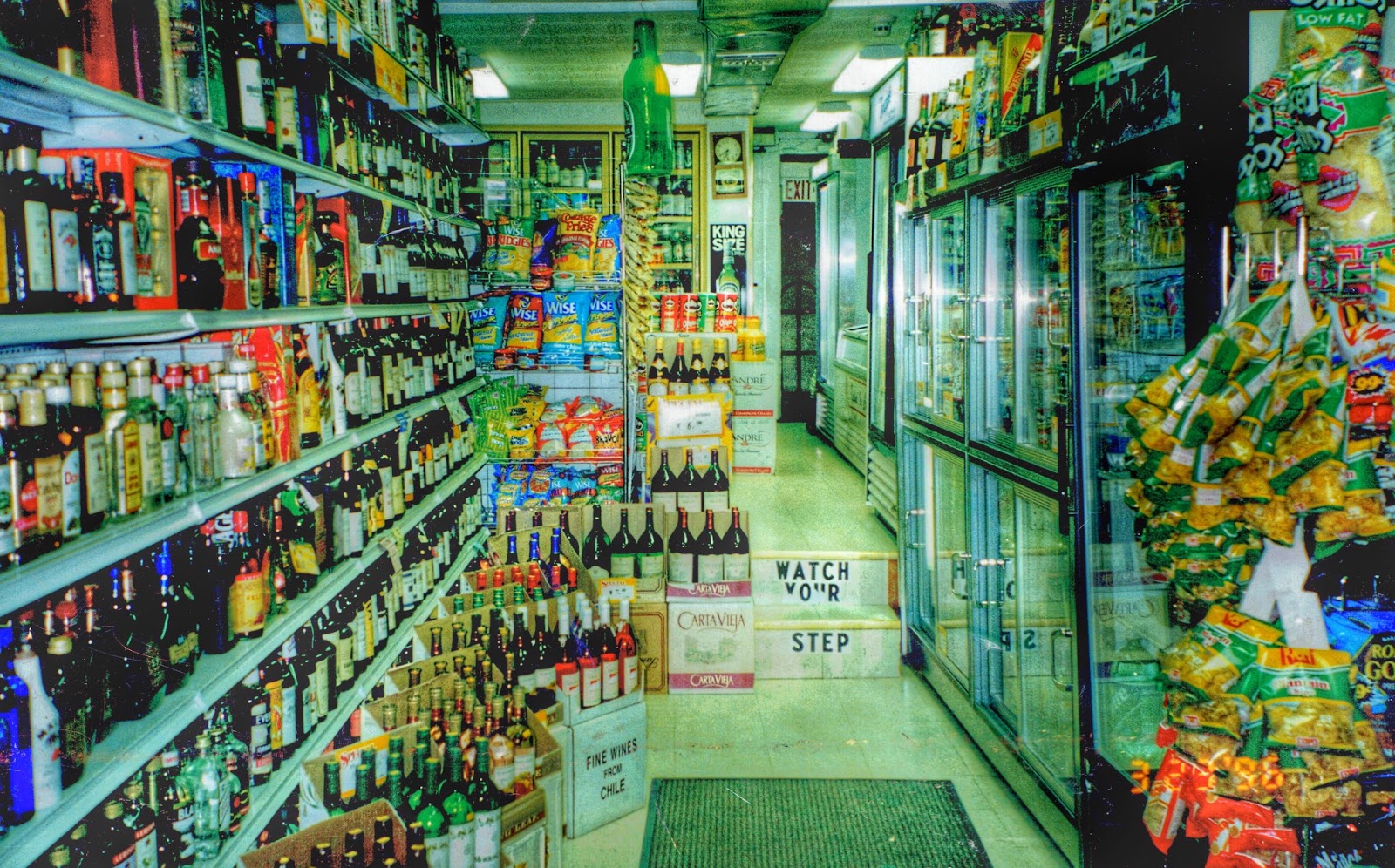 Photo of Boulevard East Liquor & Deli in West New York City, New Jersey, United States - 6 Picture of Food, Point of interest, Establishment, Finance, Store, Atm, Grocery or supermarket, Convenience store, Liquor store