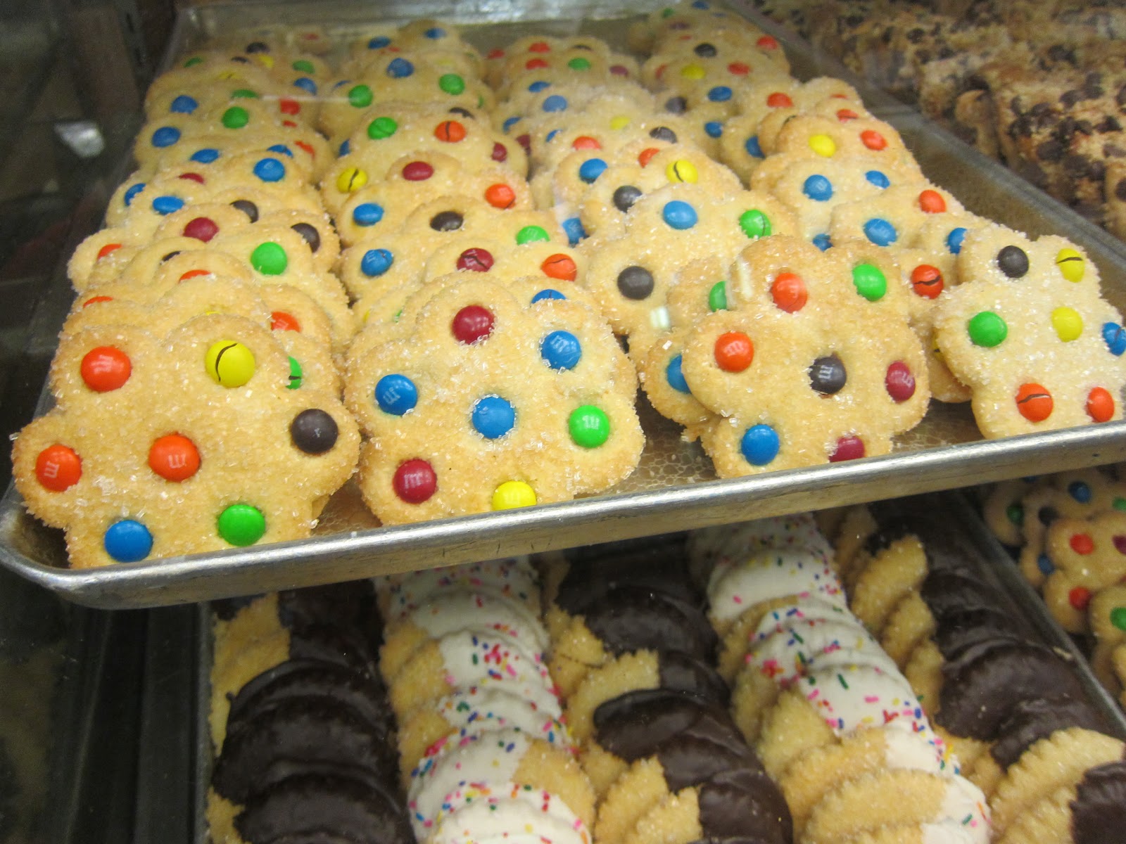 Photo of Palisades Park Bakery in Palisades Park City, New Jersey, United States - 2 Picture of Food, Point of interest, Establishment, Store, Bakery