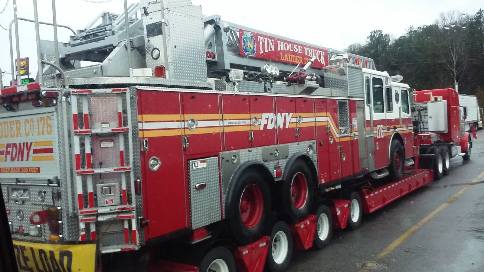 Photo of FDNY Engine 233 & Ladder 176 in Kings County City, New York, United States - 4 Picture of Point of interest, Establishment, Fire station
