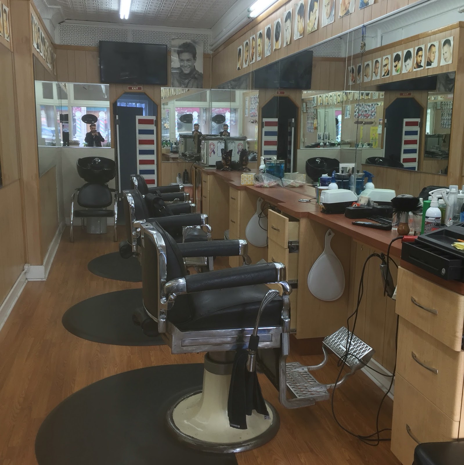 Photo of Premier Barber Shop in Garden City South, New York, United States - 1 Picture of Point of interest, Establishment, Health, Hair care