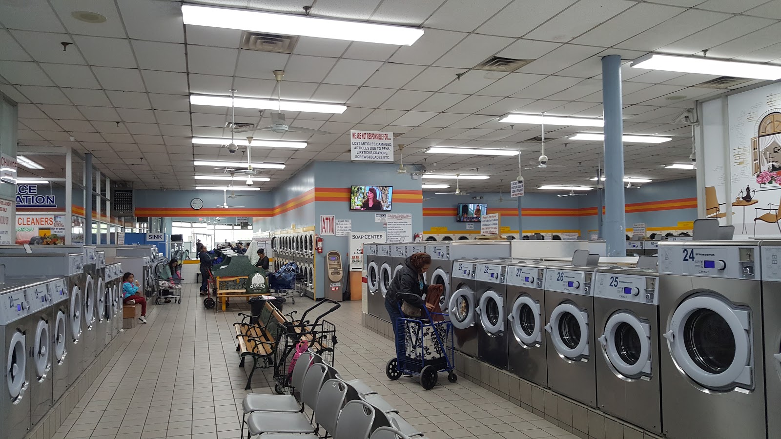 Photo of Laundry Giant in Bronx City, New York, United States - 8 Picture of Point of interest, Establishment, Laundry