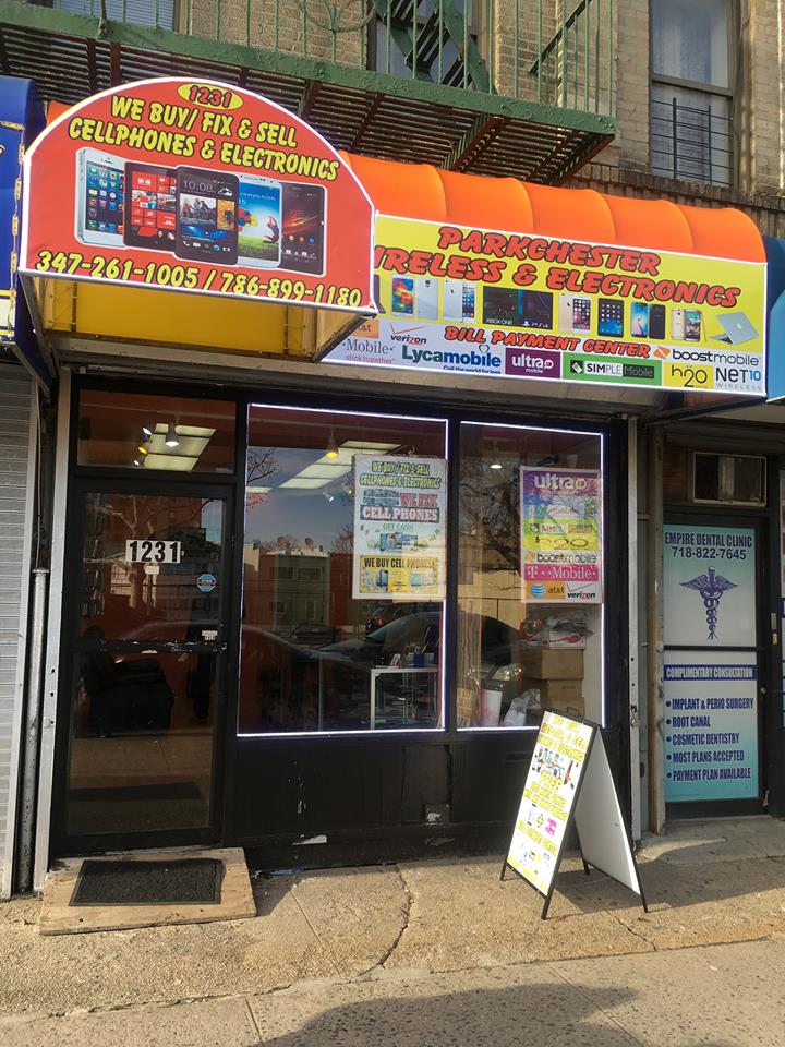 Photo of Parkchester Wireless and electronics in Bronx City, New York, United States - 6 Picture of Point of interest, Establishment, Store