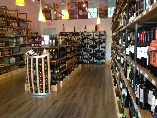 Photo of Wines Etc in Roslyn Heights City, New York, United States - 3 Picture of Food, Point of interest, Establishment, Store, Liquor store