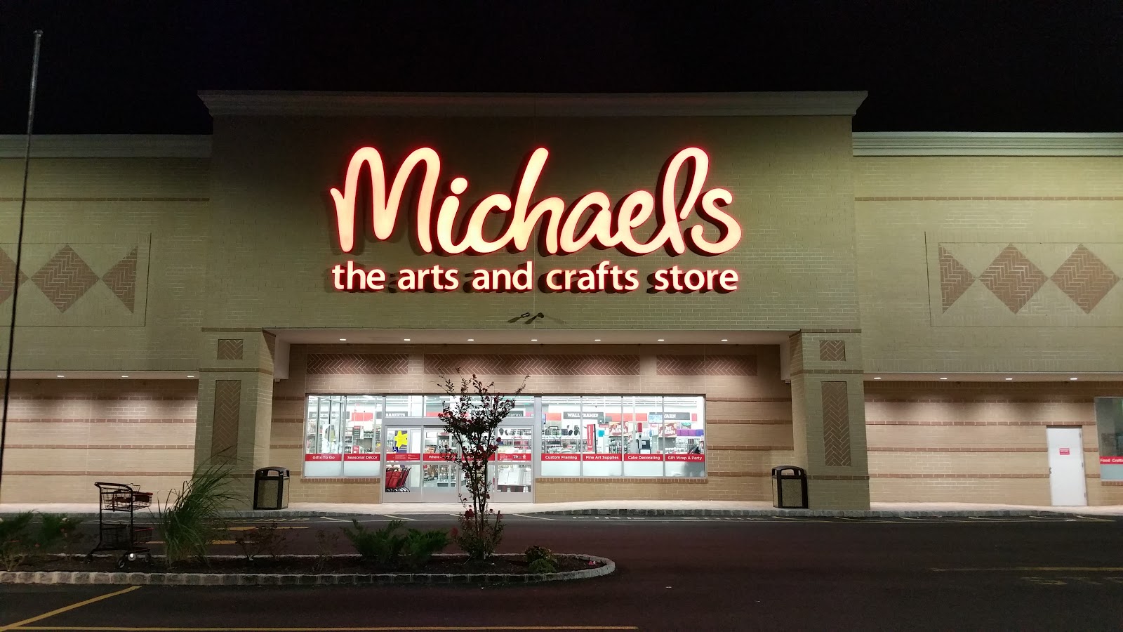 Photo of Michaels in Staten Island City, New York, United States - 5 Picture of Point of interest, Establishment, Store