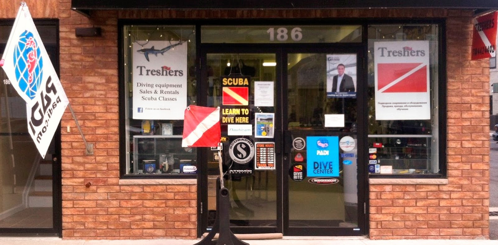 Photo of "Treshers" Dive Store in Staten Island City, New York, United States - 1 Picture of Point of interest, Establishment, Store, Travel agency