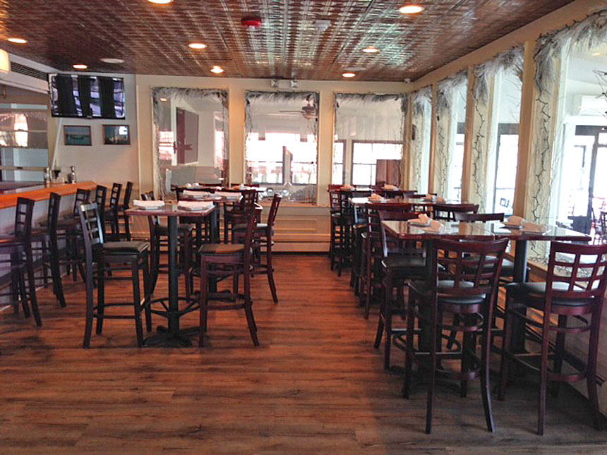 Photo of Marco's Waterfront Grill in Port Washington City, New York, United States - 1 Picture of Restaurant, Food, Point of interest, Establishment, Bar