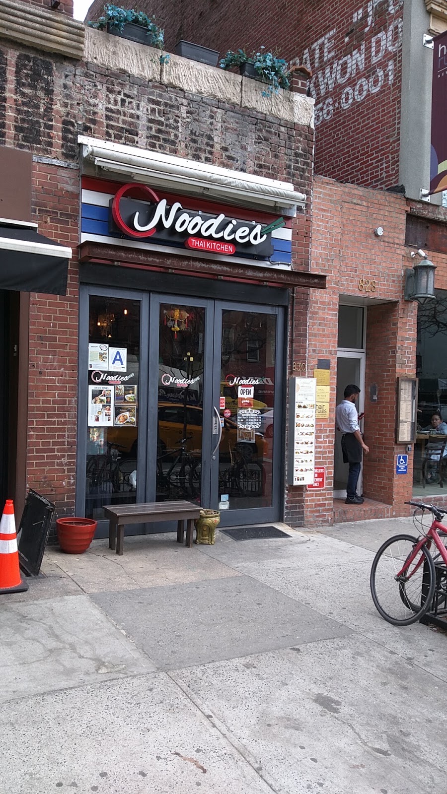Photo of Noodies Thai Kitchen in New York City, New York, United States - 4 Picture of Restaurant, Food, Point of interest, Establishment, Meal takeaway