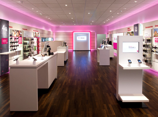 Photo of T-Mobile Bronx in Bronx City, New York, United States - 1 Picture of Point of interest, Establishment, Store