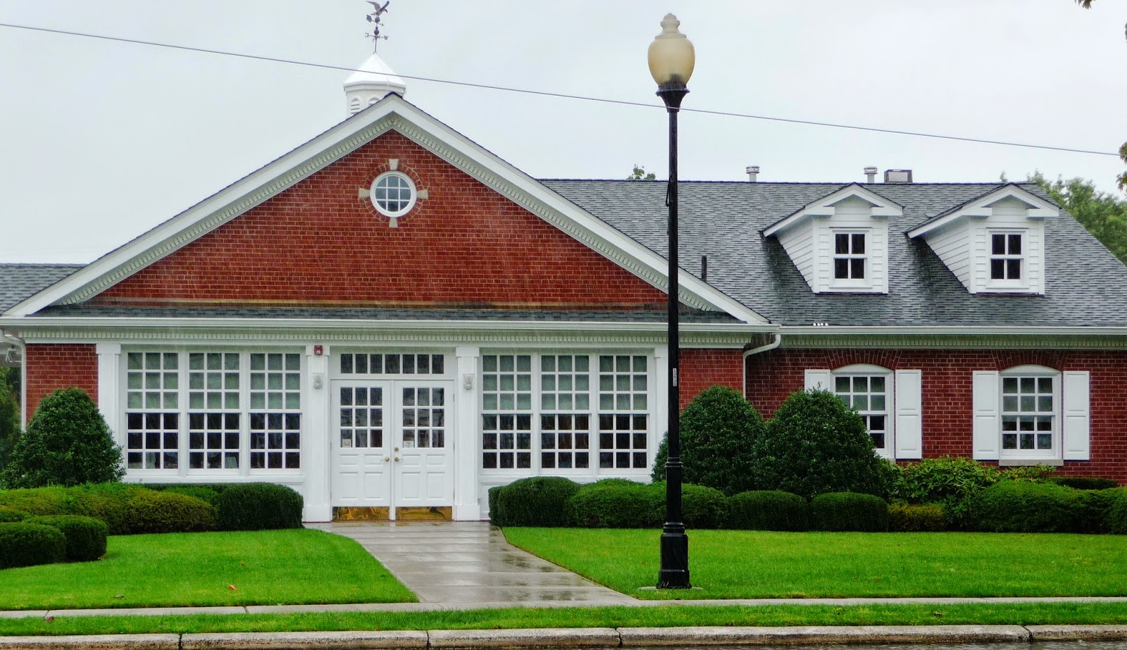 Photo of Clifton Savings Bank in Clifton City, New Jersey, United States - 1 Picture of Point of interest, Establishment, Finance, Atm, Bank