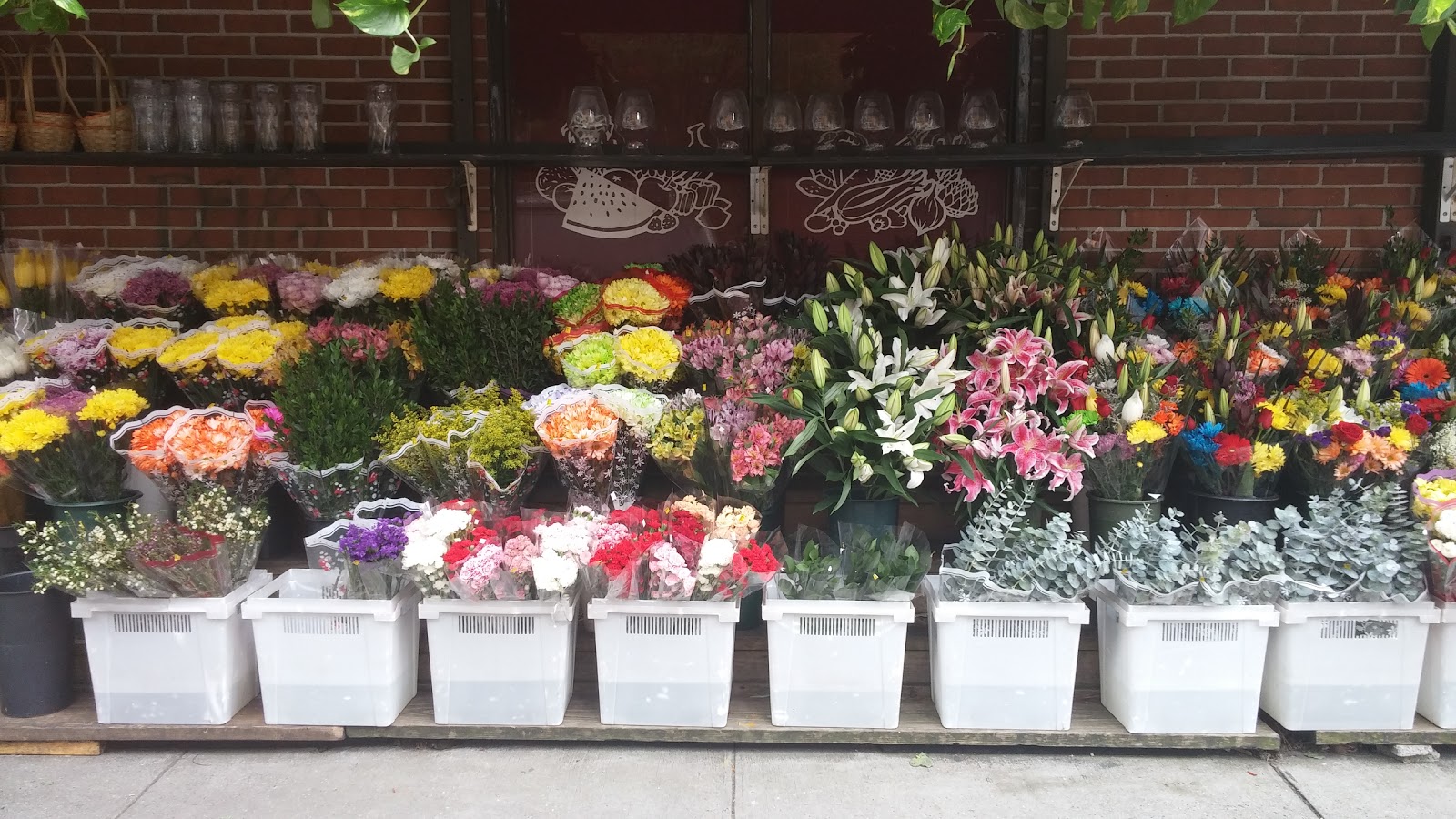 Photo of Chelsea Gourmet Deli in New York City, New York, United States - 7 Picture of Food, Point of interest, Establishment, Store, Grocery or supermarket, Convenience store, Florist