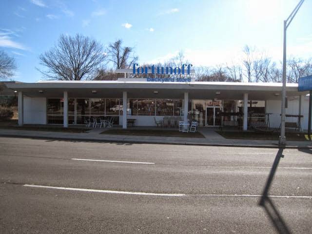 Photo of Fortunoff Backyard Store in Yonkers City, New York, United States - 1 Picture of Point of interest, Establishment, Store, Home goods store, Furniture store