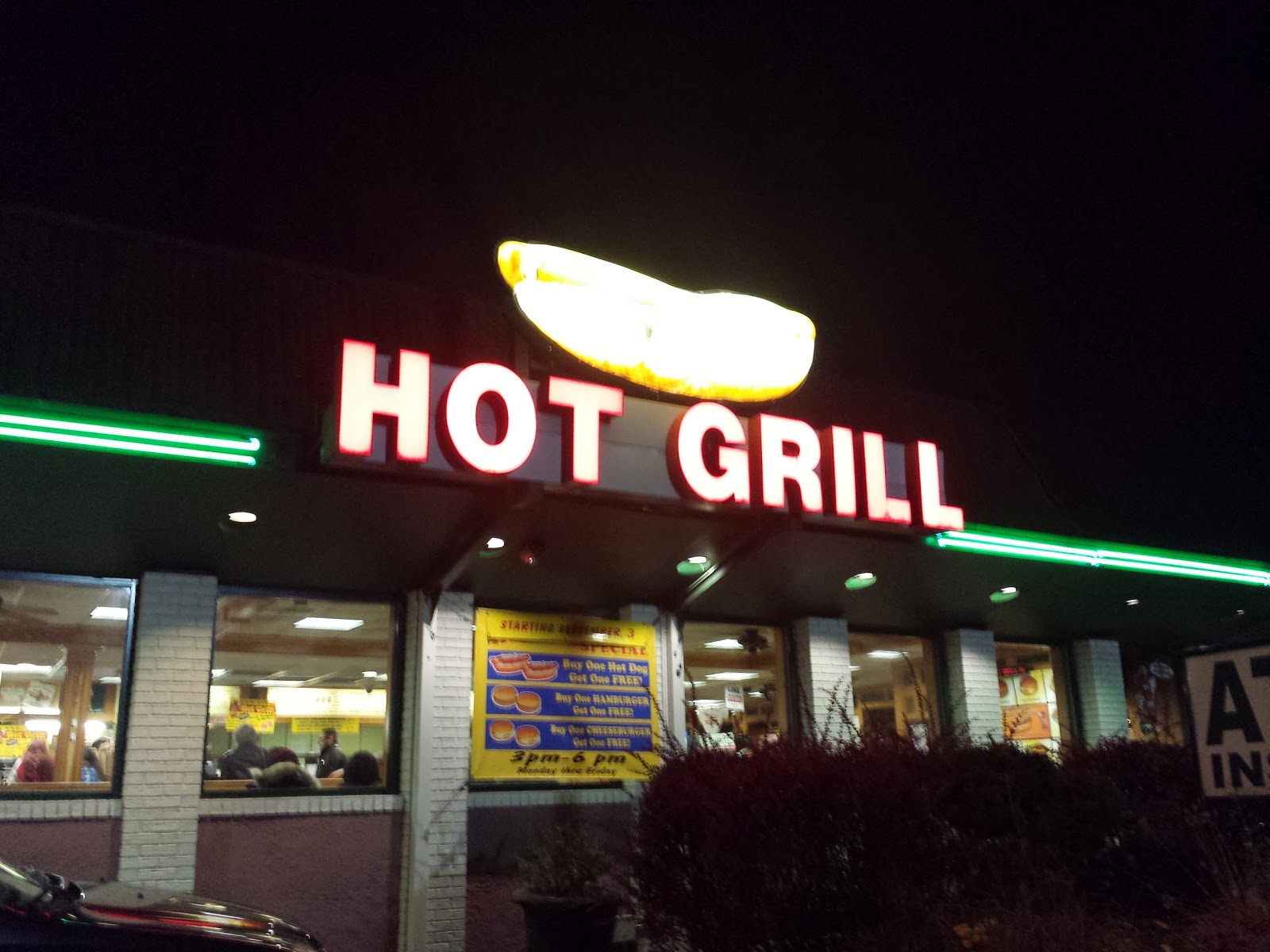 Photo of The Hot Grill in Clifton City, New Jersey, United States - 2 Picture of Restaurant, Food, Point of interest, Establishment