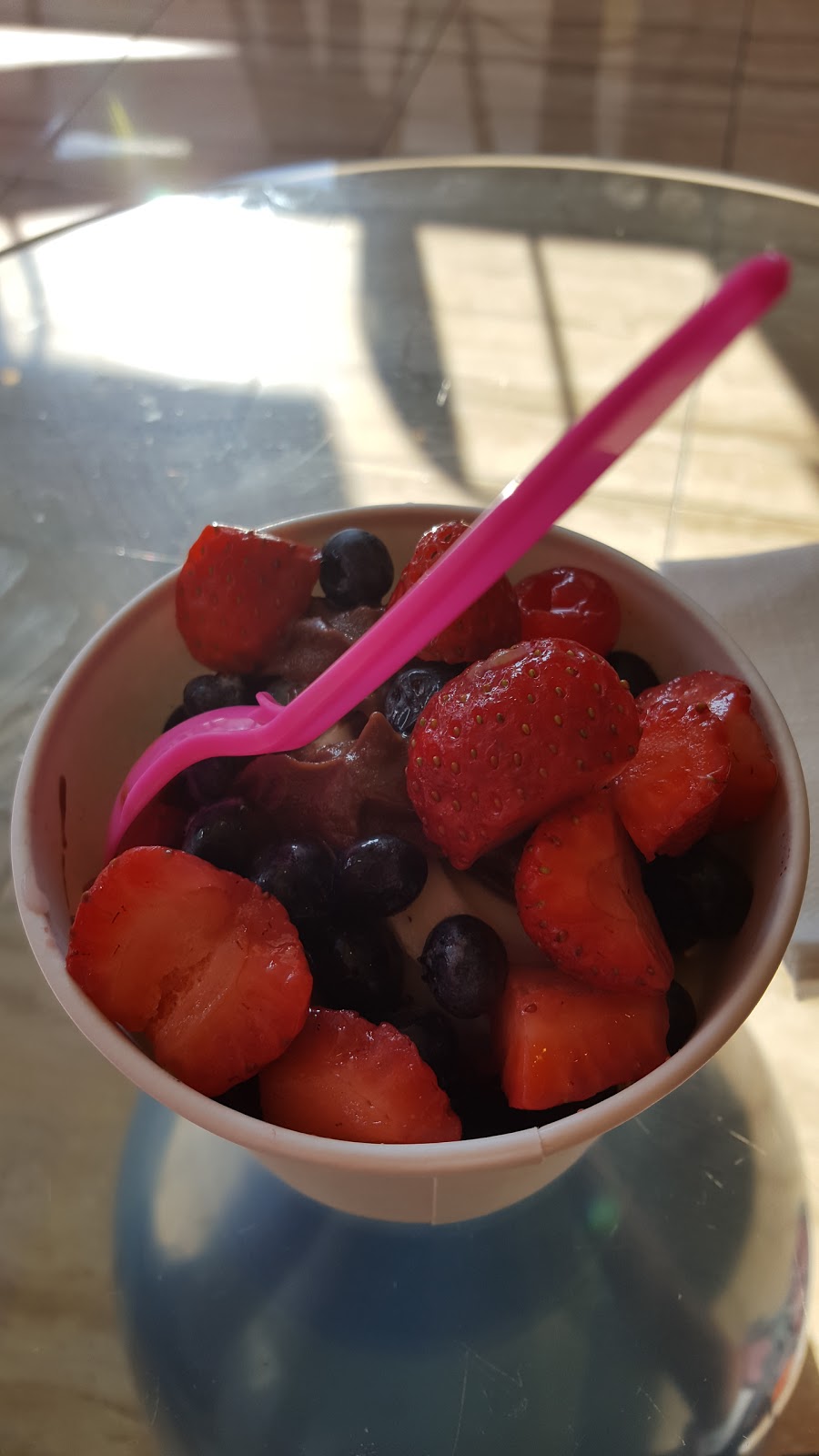 Photo of YOGURBERRY in Queens City, New York, United States - 1 Picture of Food, Point of interest, Establishment, Store