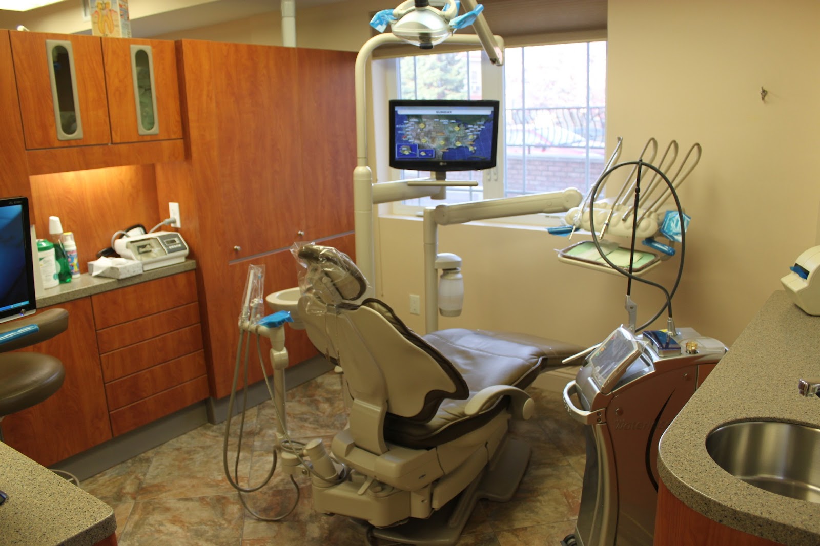 Photo of Woodside Dental Care in Woodside City, New York, United States - 5 Picture of Point of interest, Establishment, Health, Dentist