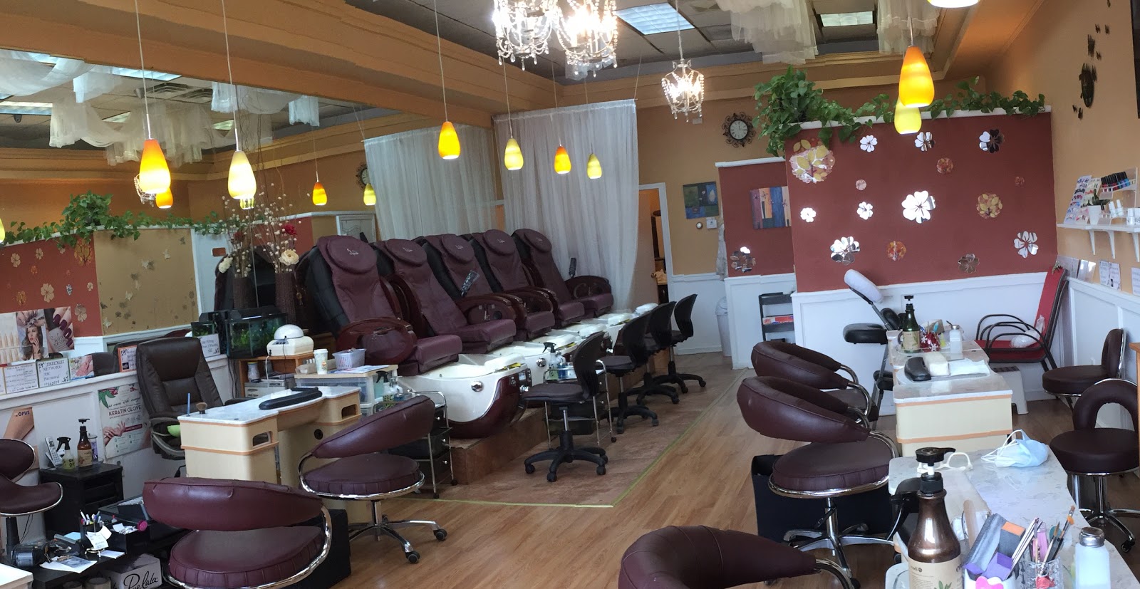 Photo of Polish Couture Nail & Spa Inc in Carle Place City, New York, United States - 2 Picture of Point of interest, Establishment, Beauty salon, Hair care