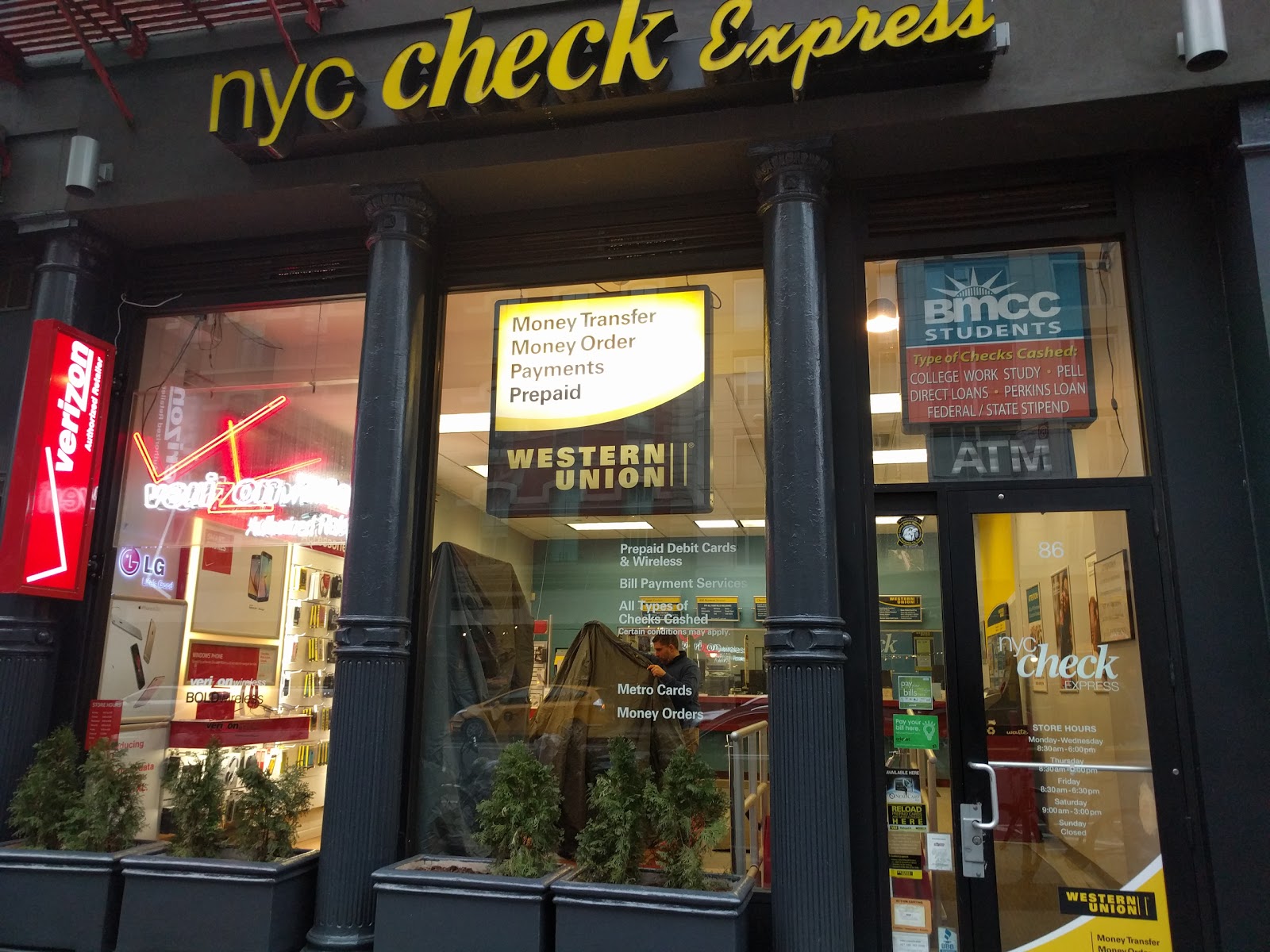 Photo of Western Union in New York City, New York, United States - 1 Picture of Point of interest, Establishment, Finance