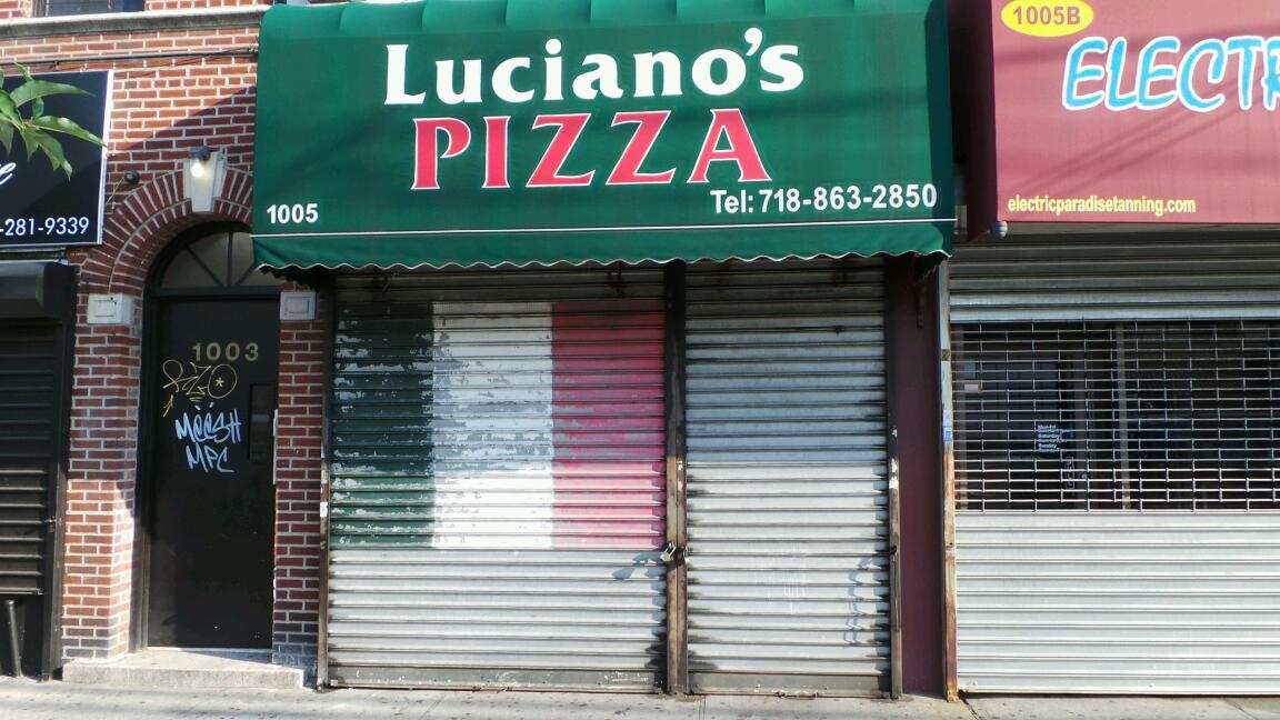 Photo of Luciano Pizza in Bronx City, New York, United States - 2 Picture of Restaurant, Food, Point of interest, Establishment
