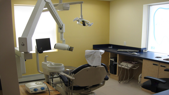 Photo of United Family Dentist in Oakland Garden City, New York, United States - 2 Picture of Point of interest, Establishment, Health, Doctor, Dentist