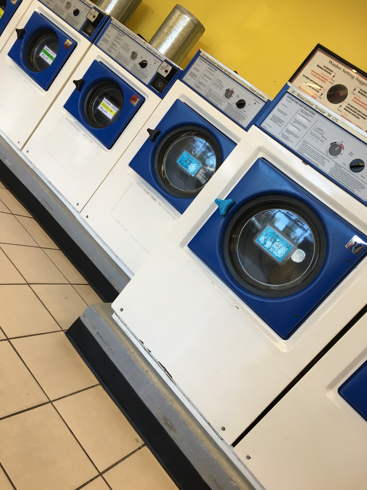 Photo of Xtreme Service Laundry in Lynbrook City, New York, United States - 2 Picture of Point of interest, Establishment, Laundry