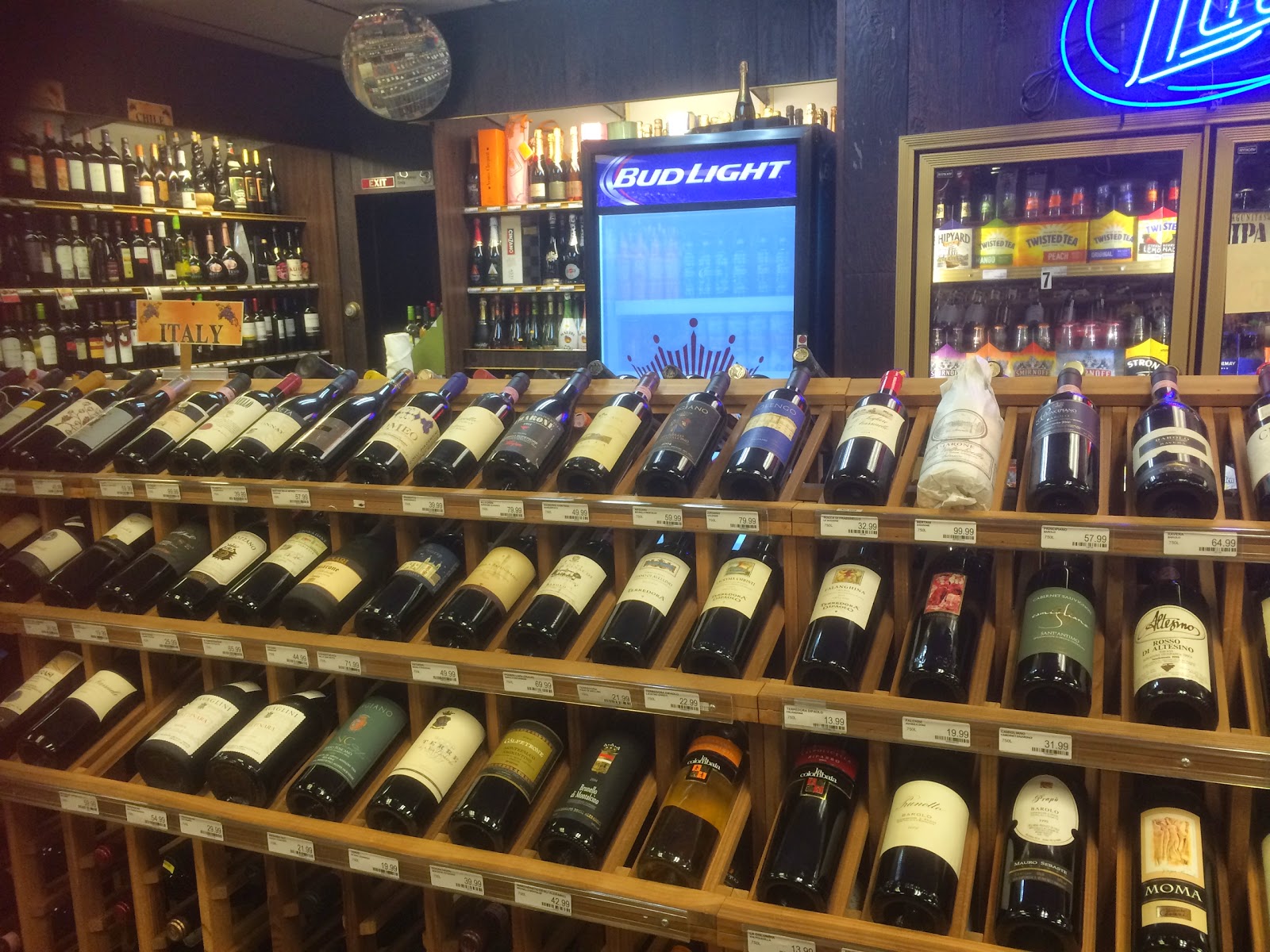 Photo of Garden Liquors & Wine in Lodi City, New Jersey, United States - 3 Picture of Food, Point of interest, Establishment, Store, Liquor store