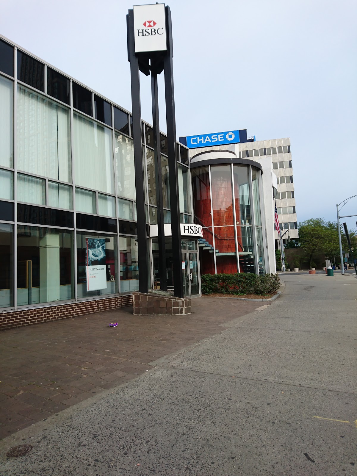 Photo of Chase Bank in New Rochelle City, New York, United States - 3 Picture of Point of interest, Establishment, Finance, Atm, Bank