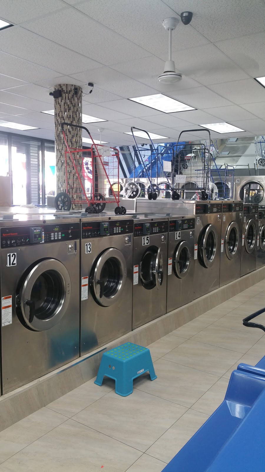 Photo of Bubble land luandromat in Kings County City, New York, United States - 5 Picture of Point of interest, Establishment, Laundry