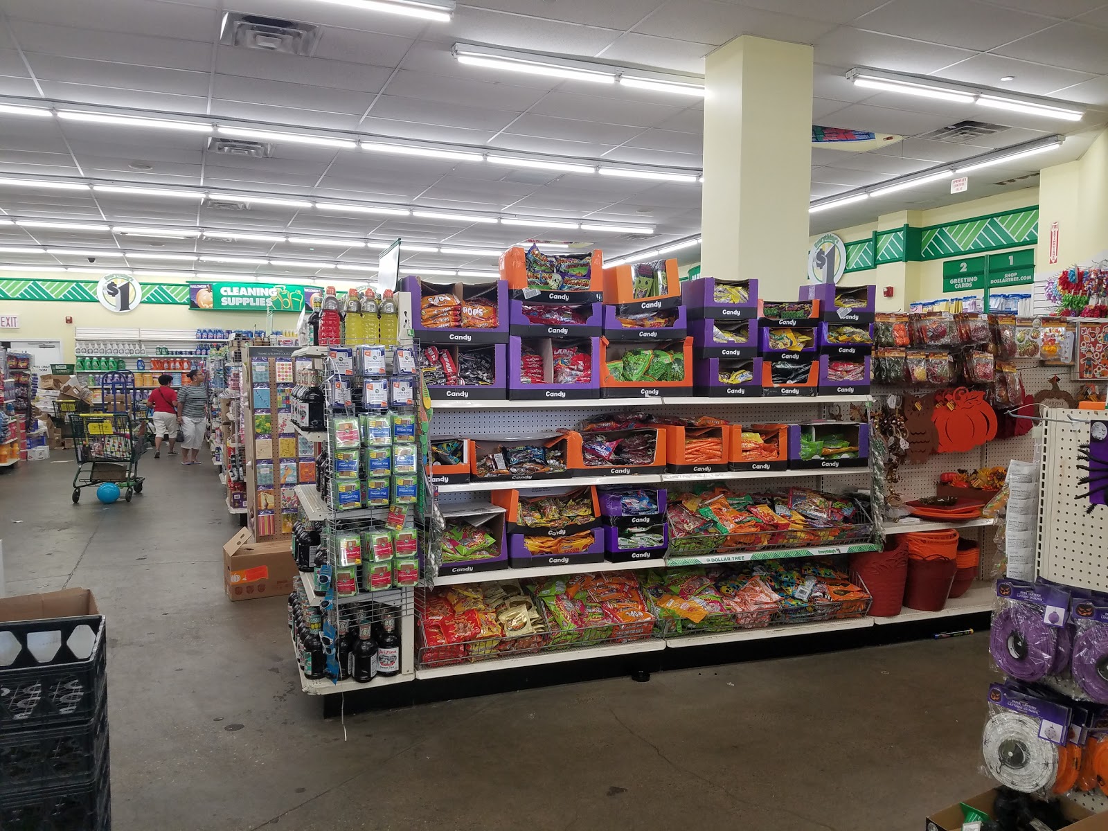 Photo of Dollar Tree in Queens City, New York, United States - 6 Picture of Food, Point of interest, Establishment, Store, Home goods store