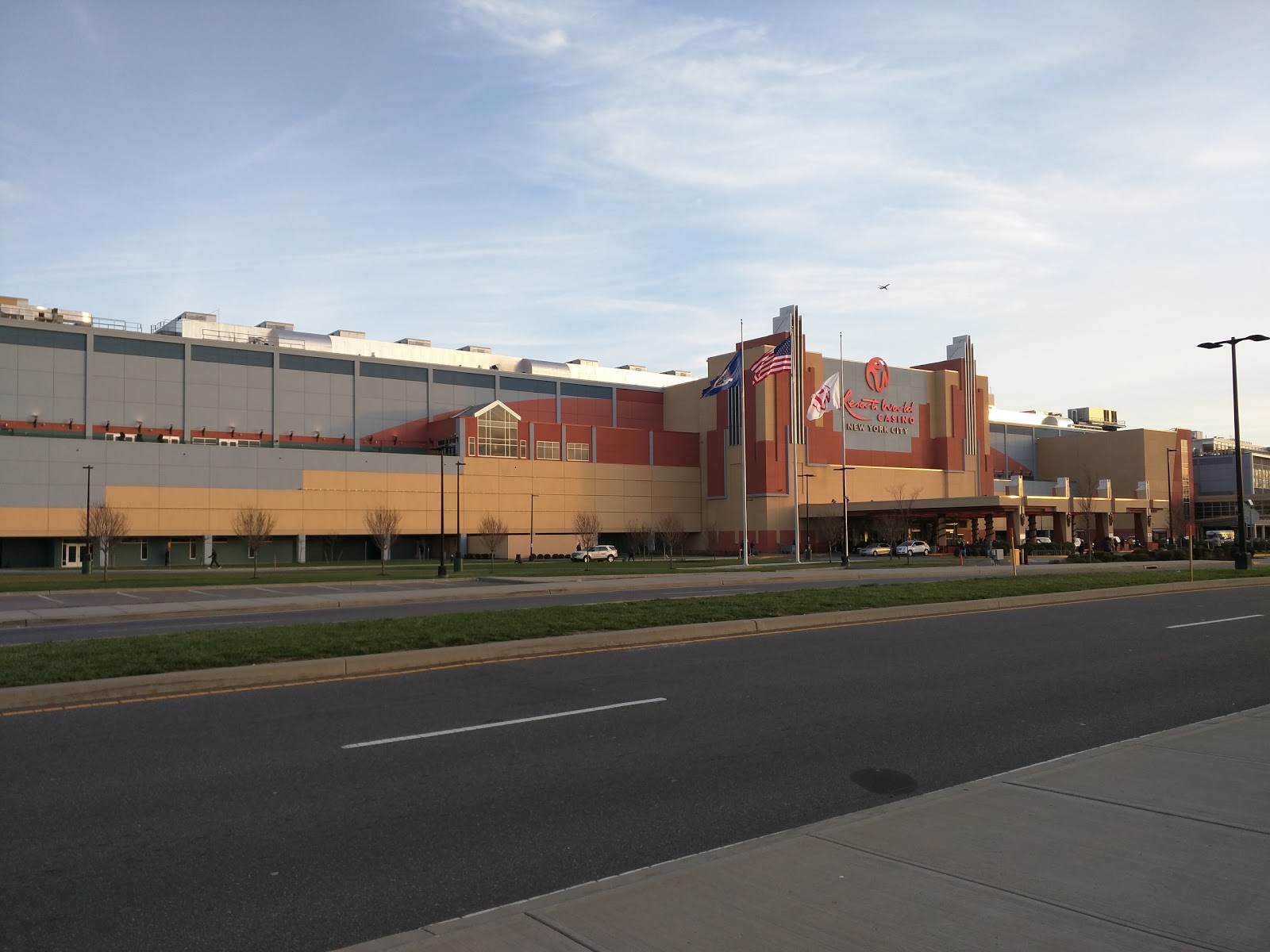 Photo of Resorts World Casino New York City in Jamaica City, New York, United States - 3 Picture of Point of interest, Establishment, Night club, Casino