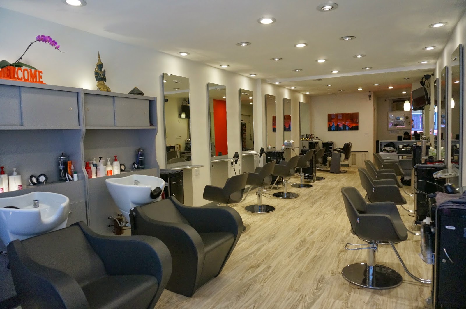 Photo of MK Salon - Hair Salon in New York City, New York, United States - 2 Picture of Point of interest, Establishment, Health, Beauty salon, Hair care