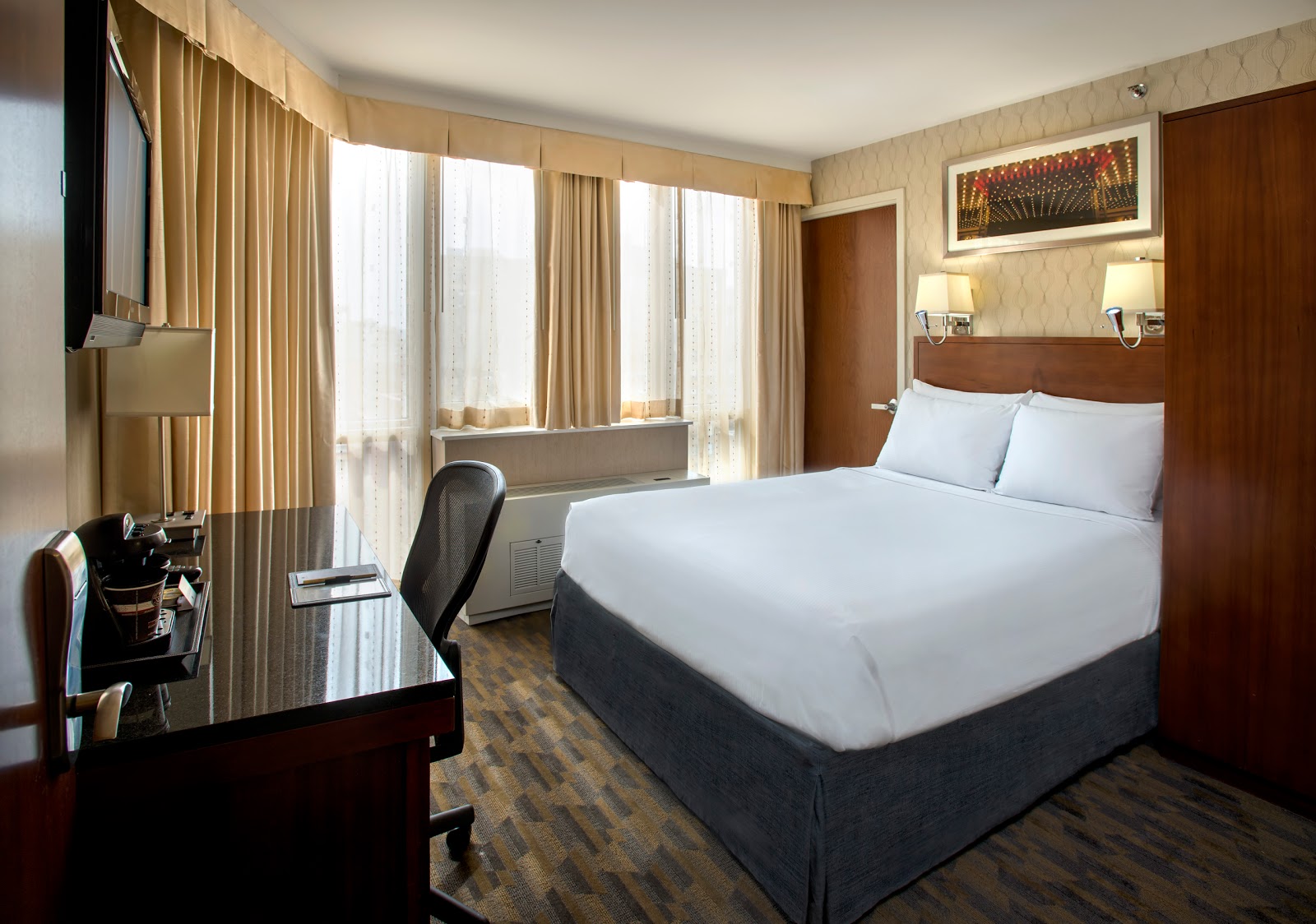 Photo of DoubleTree by Hilton Hotel New York - Times Square South in New York City, New York, United States - 7 Picture of Point of interest, Establishment, Lodging