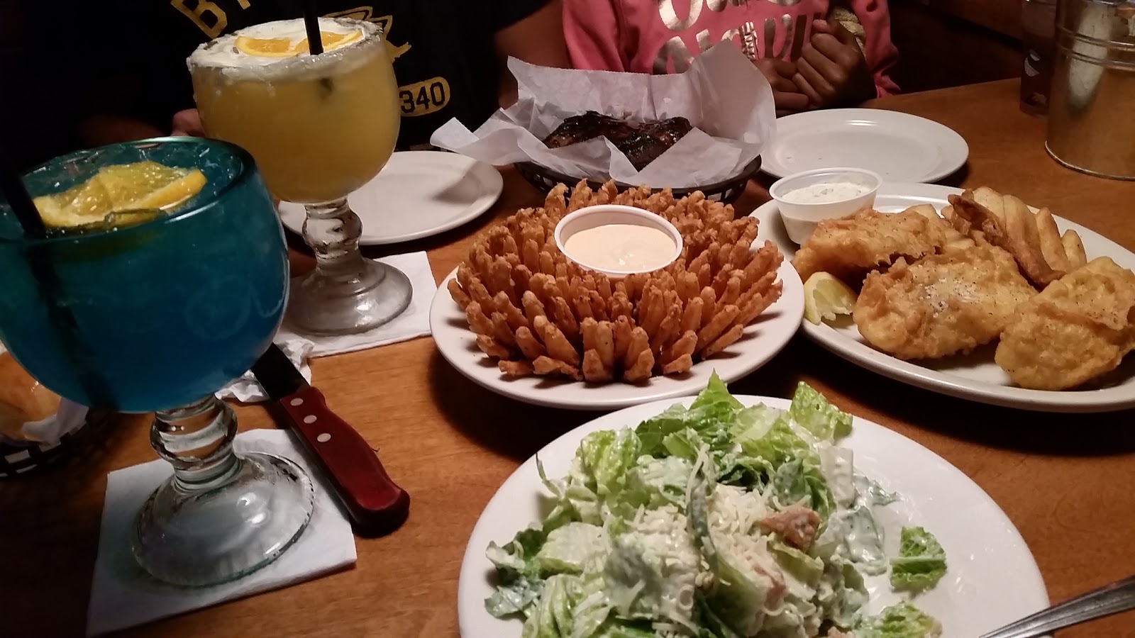 Photo of Texas Roadhouse in New Rochelle City, New York, United States - 2 Picture of Restaurant, Food, Point of interest, Establishment, Bar