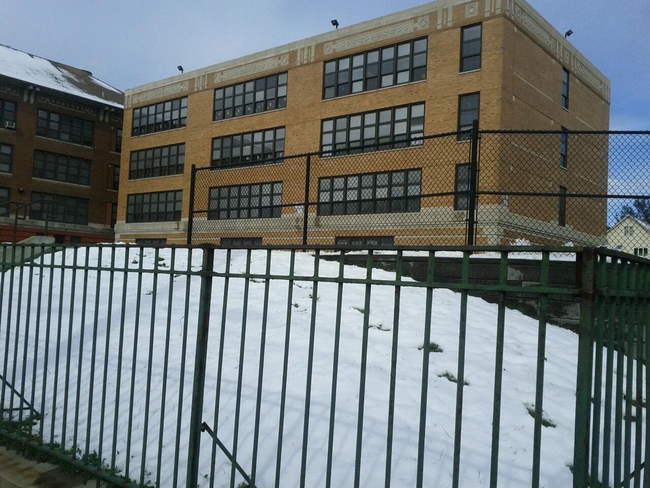 Photo of Walter F Robinson Elementary School in Bayonne City, New Jersey, United States - 1 Picture of Point of interest, Establishment, School