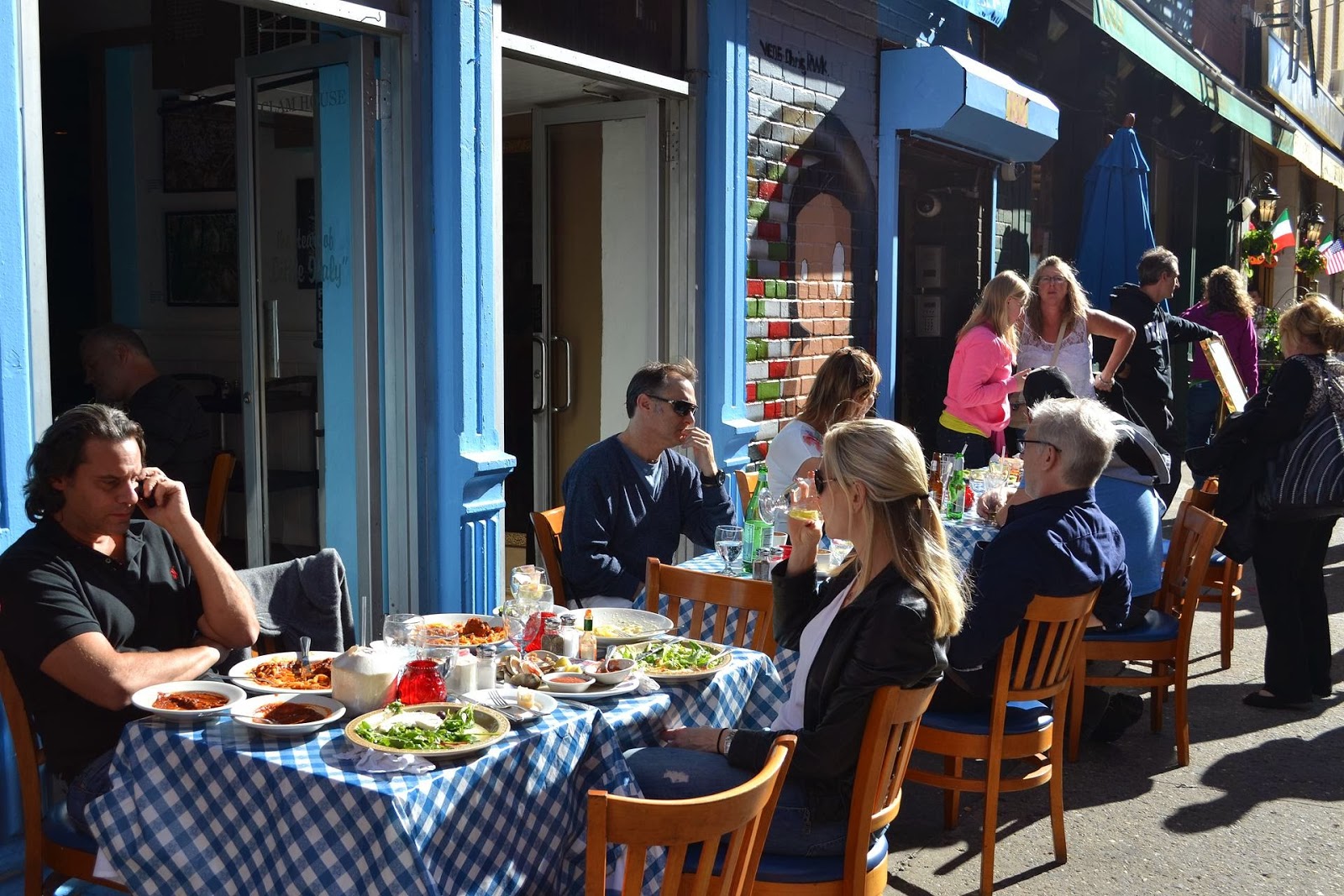 Photo of Umbertos Clam House in New York City, New York, United States - 3 Picture of Restaurant, Food, Point of interest, Establishment, Bar