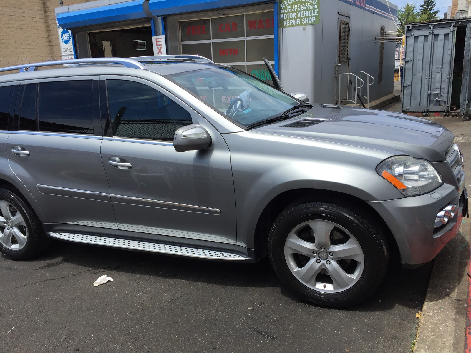 Photo of Bayview Car Wash & Lube Inc in Jamaica City, New York, United States - 7 Picture of Point of interest, Establishment, Car repair, Car wash