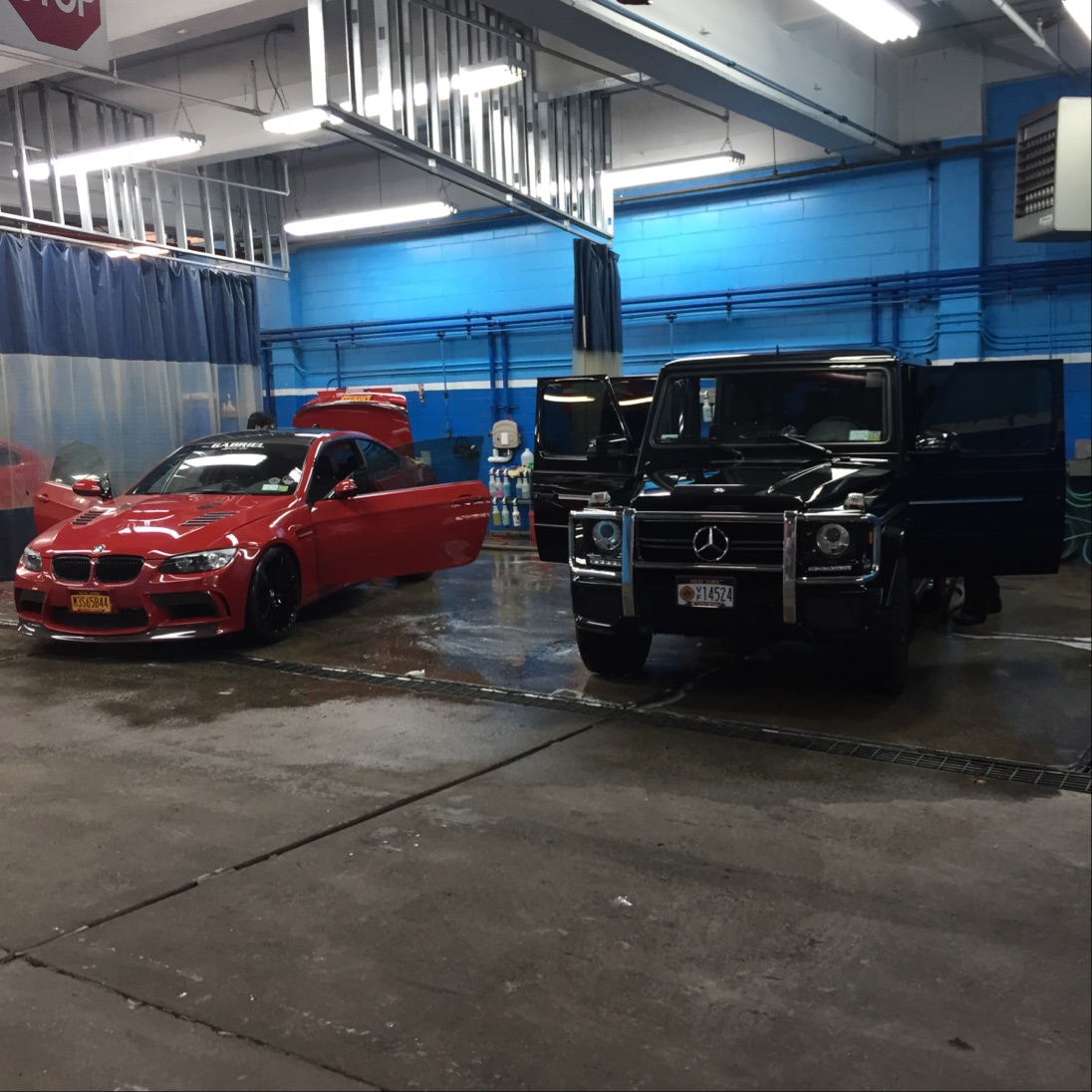 Photo of Hydros Auto Spa in Long Island City, New York, United States - 4 Picture of Point of interest, Establishment, Store, Car repair, Parking, Car wash