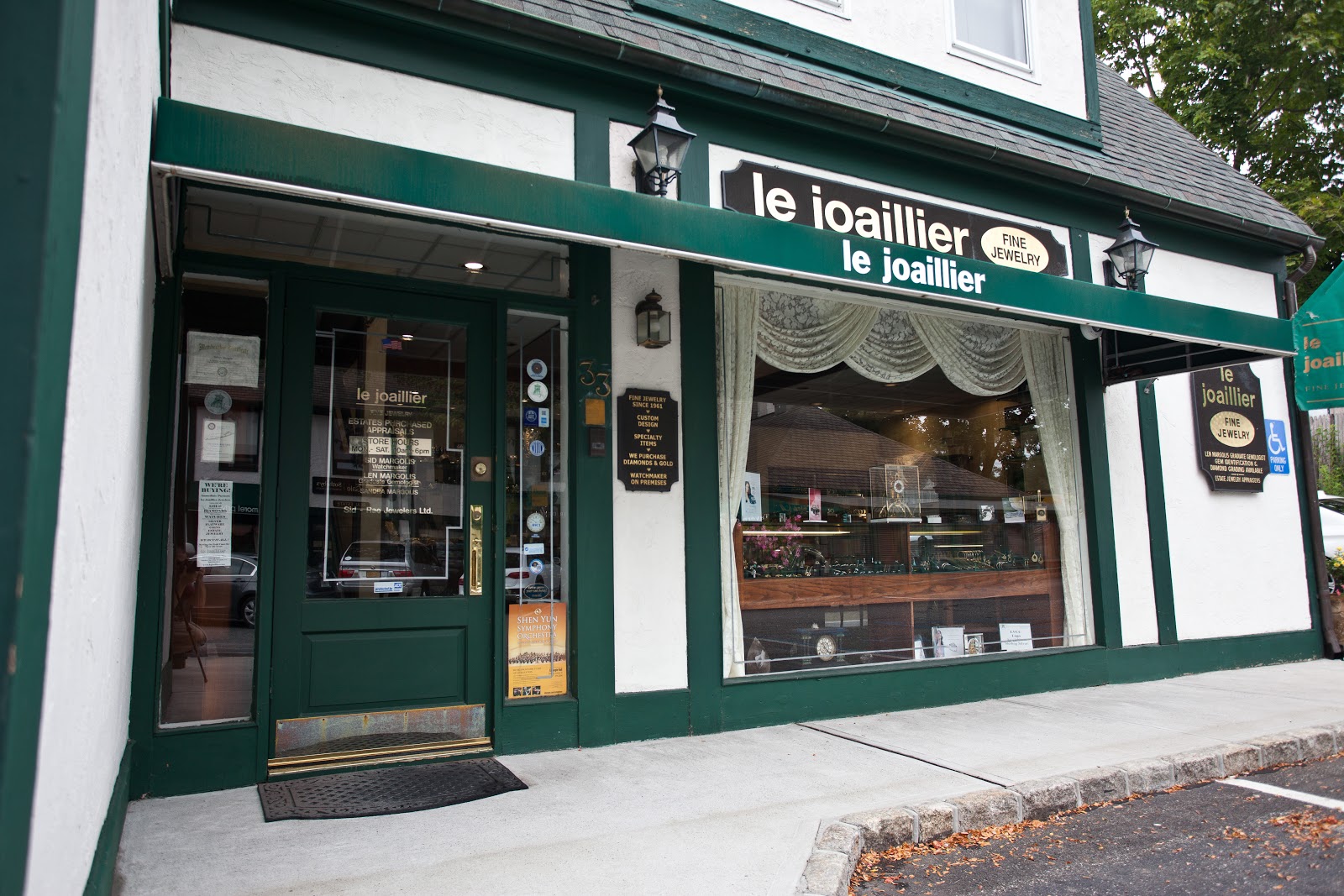 Photo of Le Joaillier Fine Jewelry in Locust Valley City, New York, United States - 1 Picture of Point of interest, Establishment, Finance, Store, Jewelry store