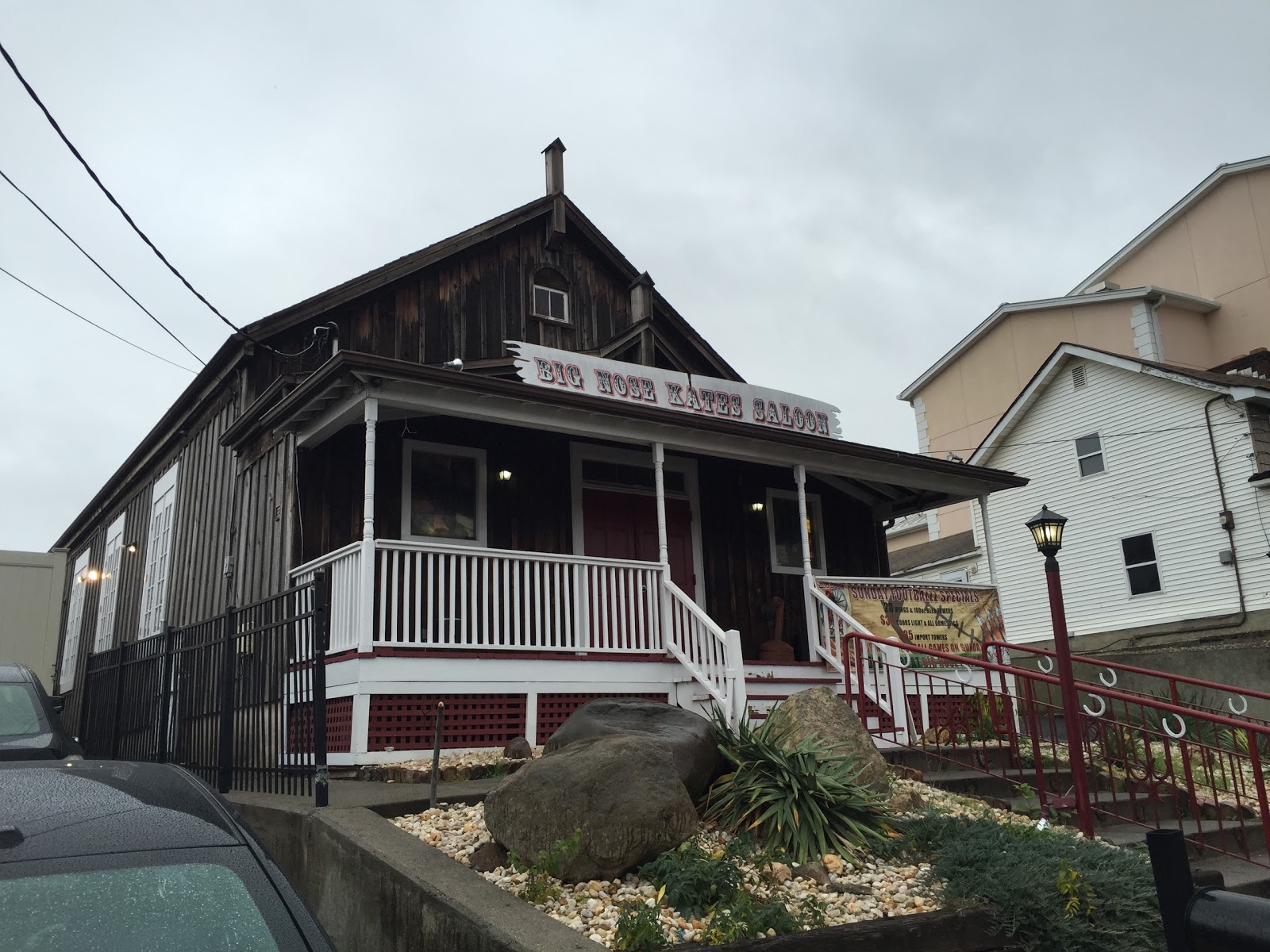 Photo of Big Nose Kate's Saloon Inc in Staten Island City, New York, United States - 1 Picture of Restaurant, Food, Point of interest, Establishment, Bar, Night club