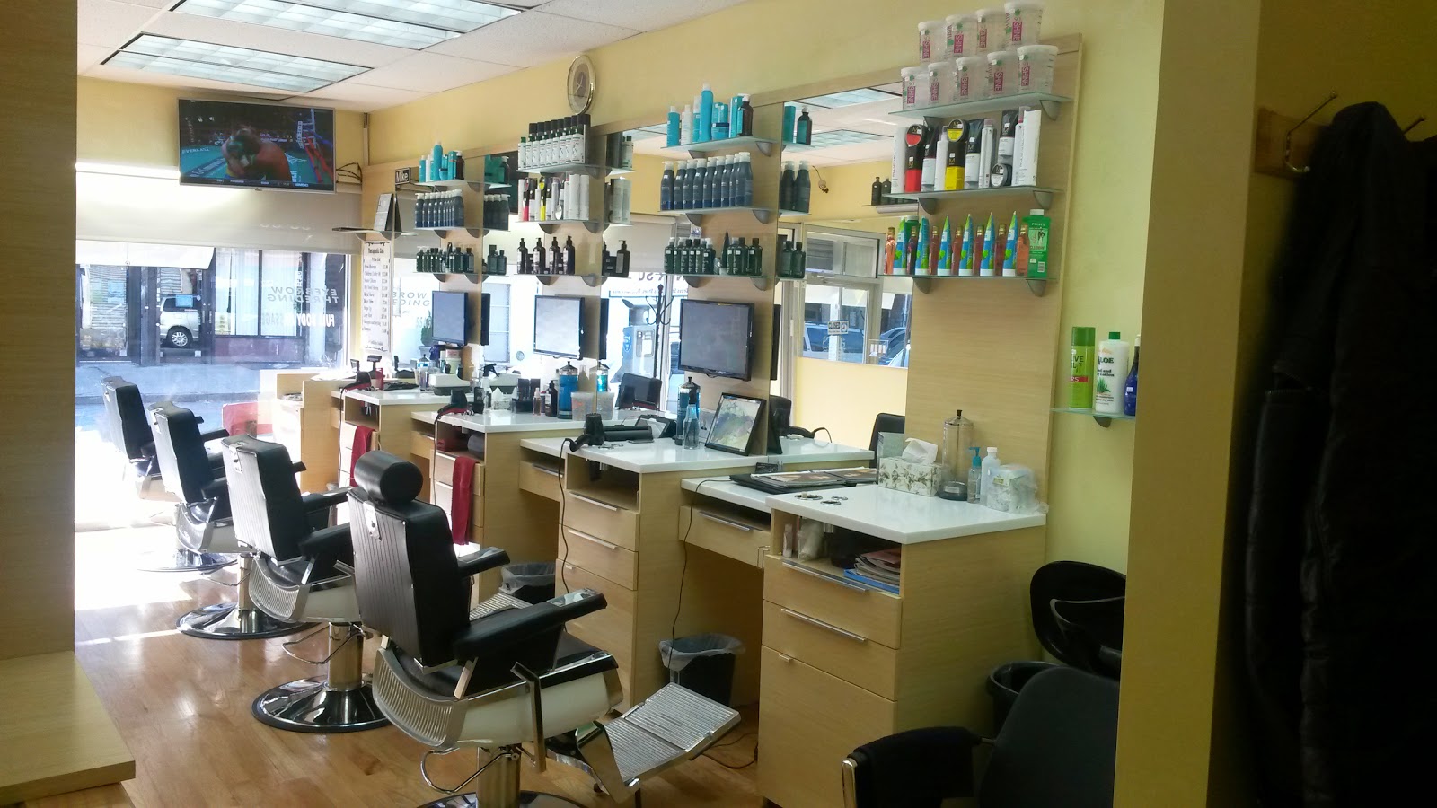 Photo of Therapeutic Cuts/ Barbershop in Queens City, New York, United States - 6 Picture of Point of interest, Establishment, Health, Hair care